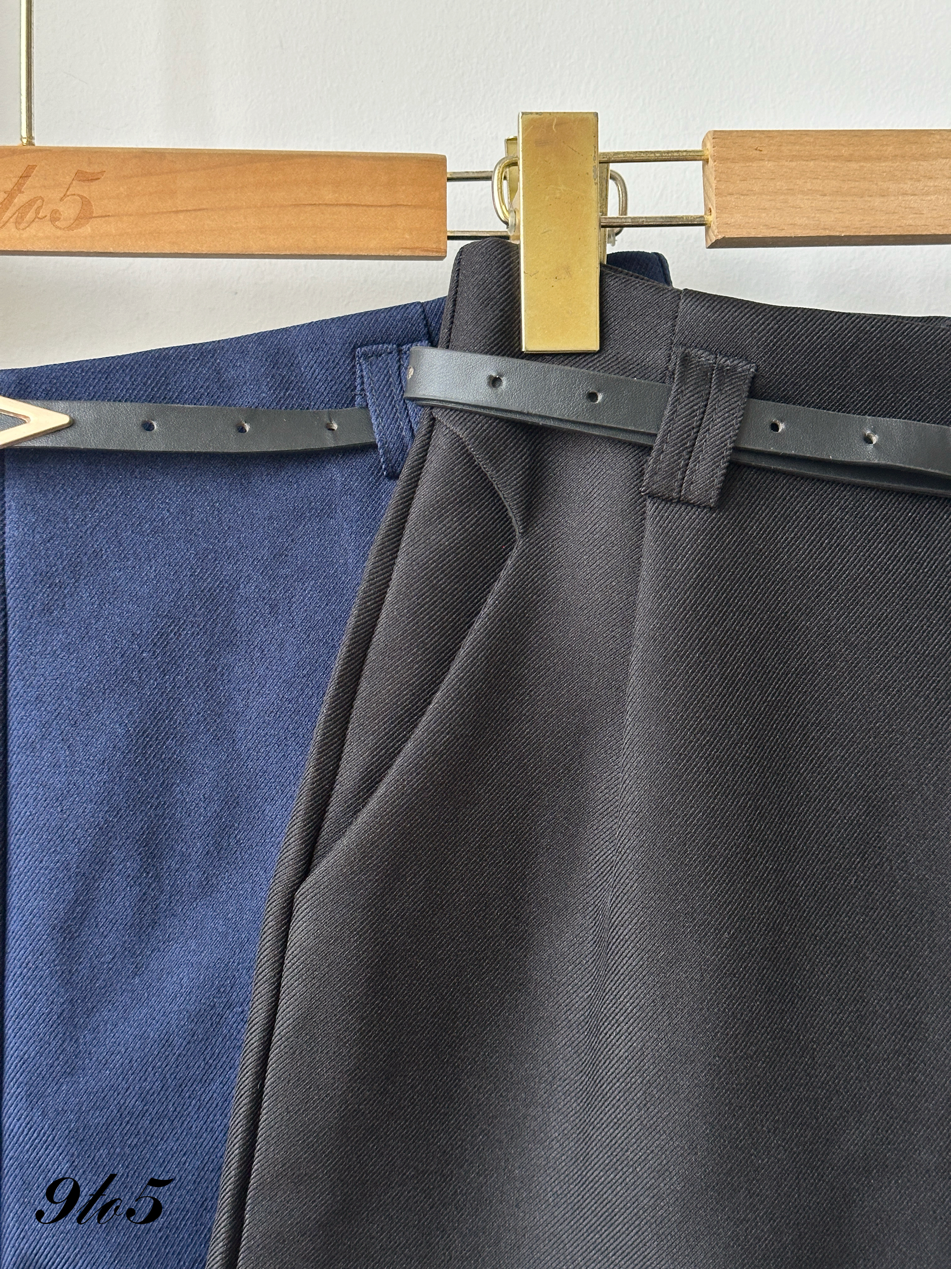 S1986 A Line Short Pants - Black & Blue