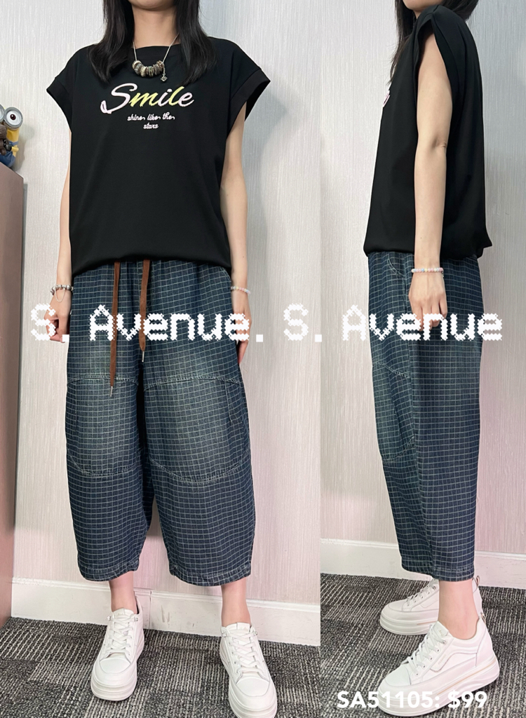 SA51105: 短袖smile英文字tee