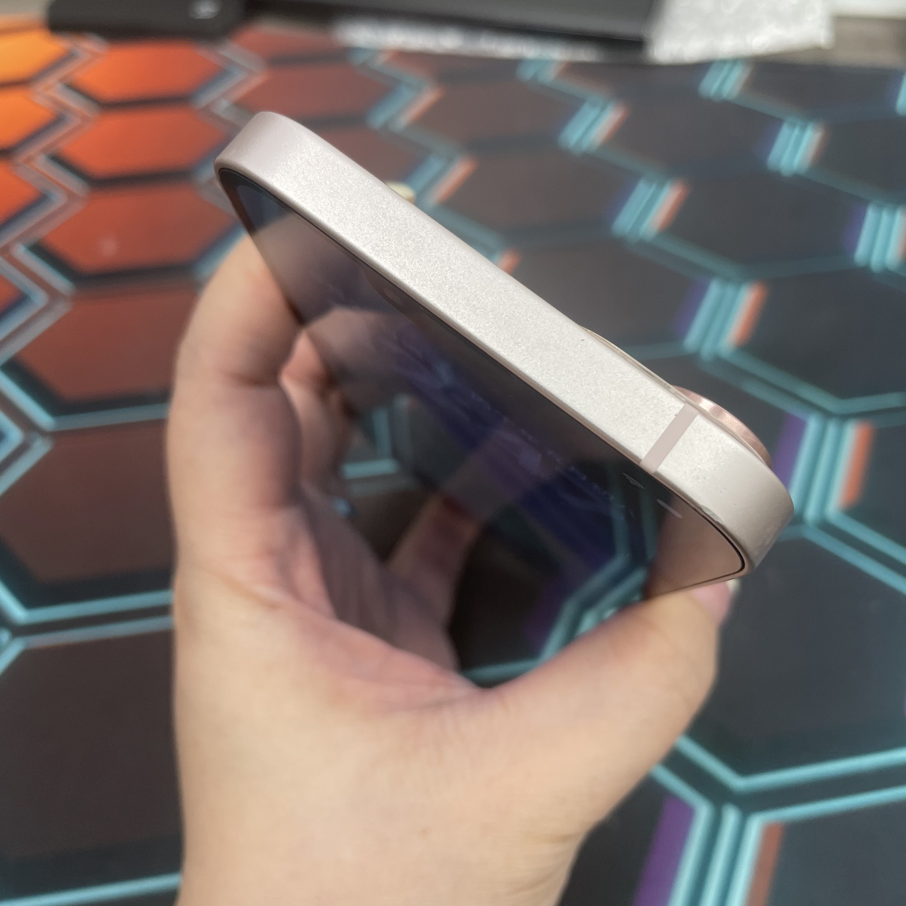 *6807 13 超靚機 128GB 電74 粉色 pink