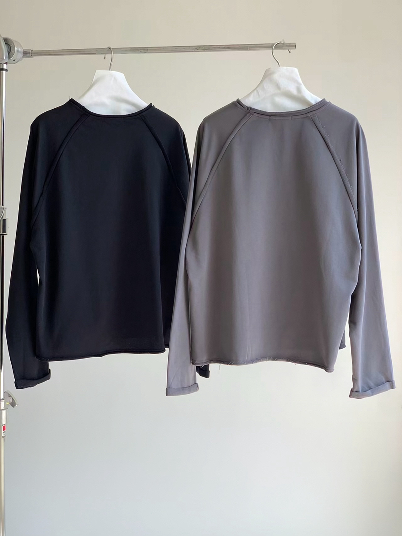 The SoftTailored Raglan Top #top159