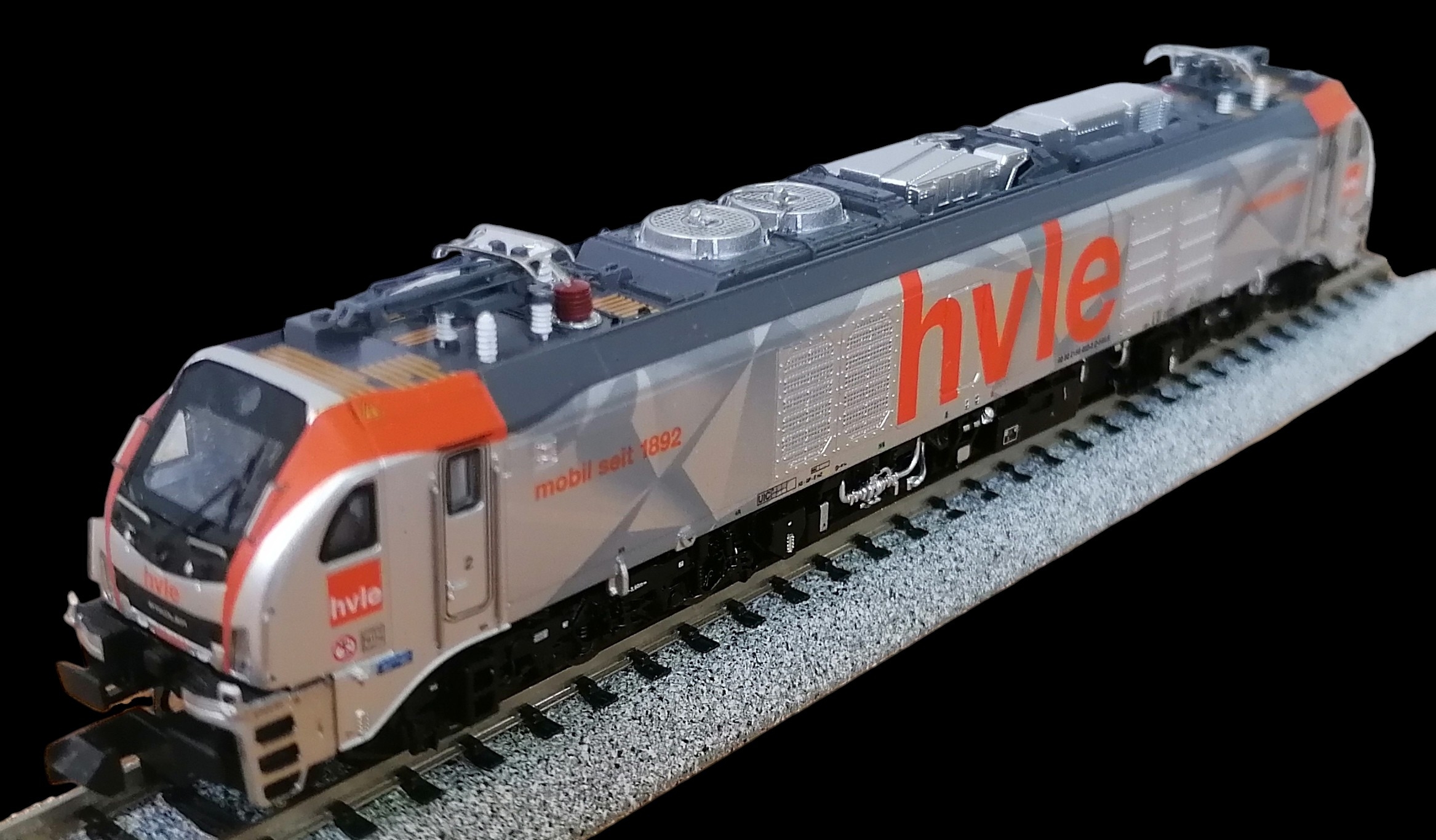 Sudexpress N比例 STADLER Euro Dual locomotive BR 159 of the HVLE （電腦花紋） Analog模擬