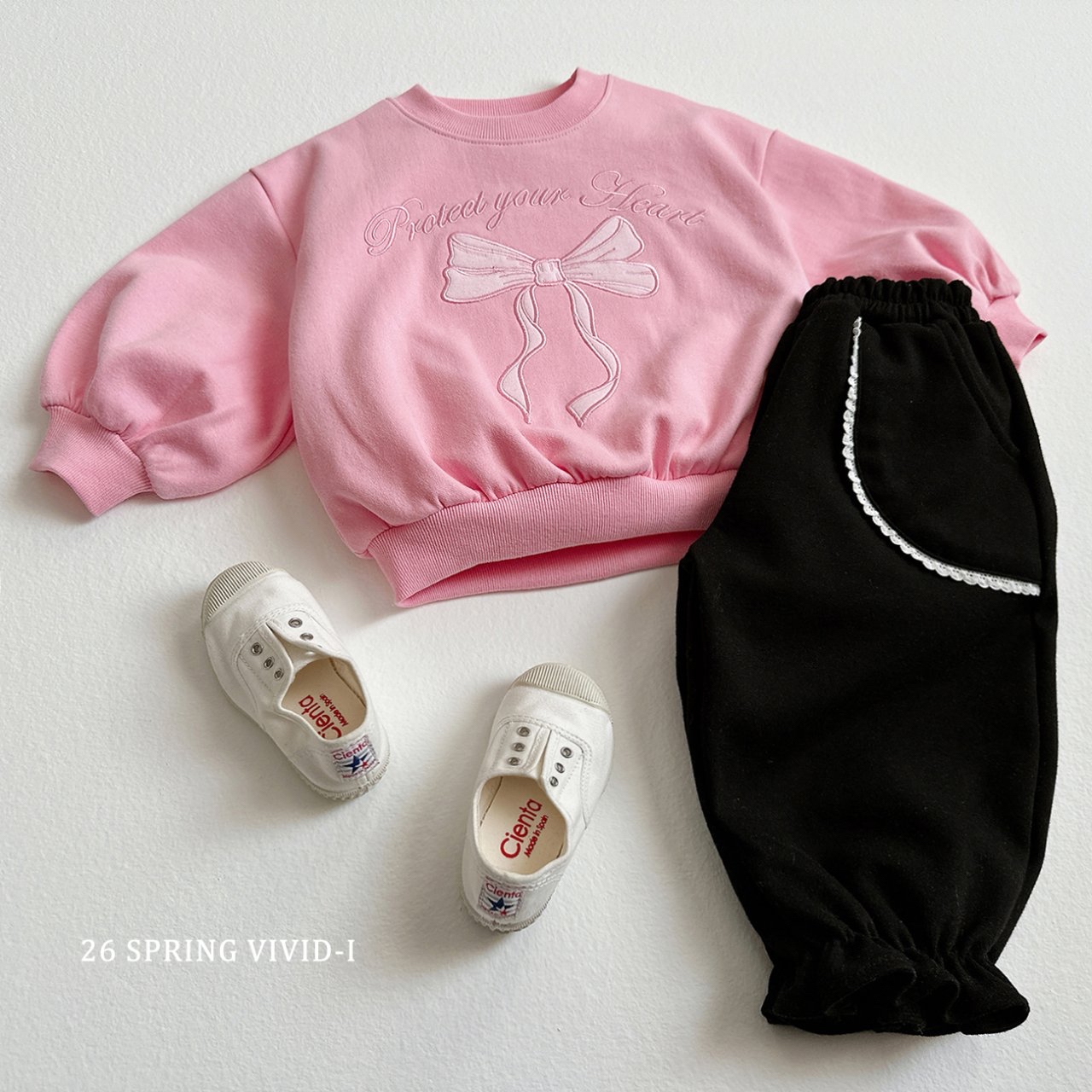 🌸預訂 韓國直送🌸🇰🇷VIVIDI兩色蕾絲寬鬆荷葉邊束腳運動褲