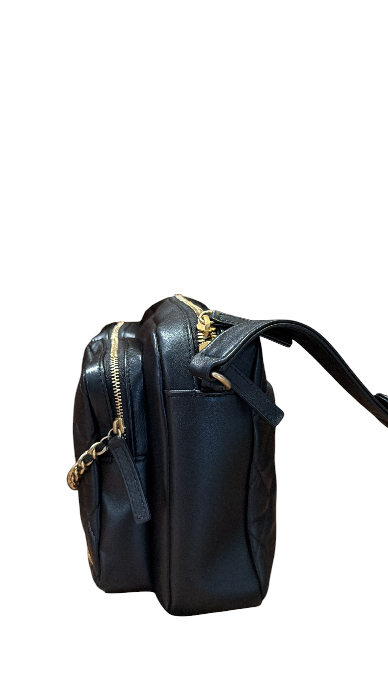 Pre-Owned CHANEL Coco Camera Bag / Product Code: A60091