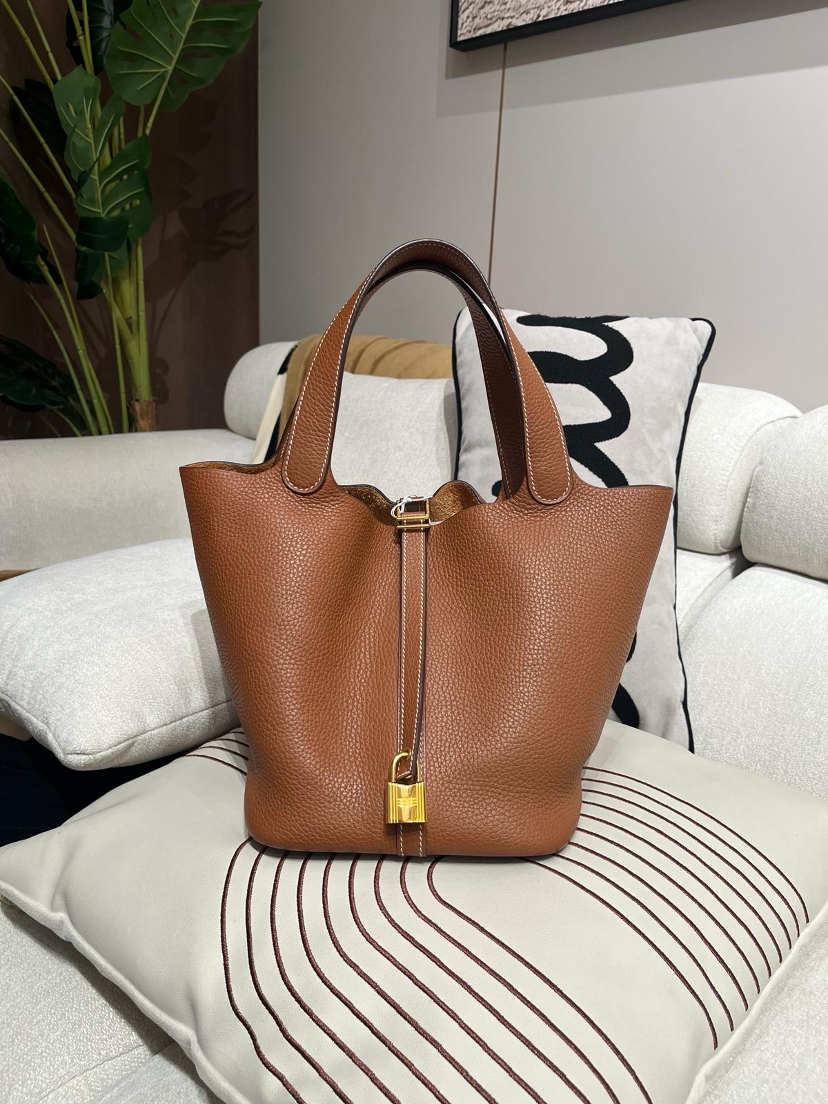 Hermes Picotin 22 Stamp D Gold/Gold 100%Authentic, 98%New ✅Key Lock✅Dust bag