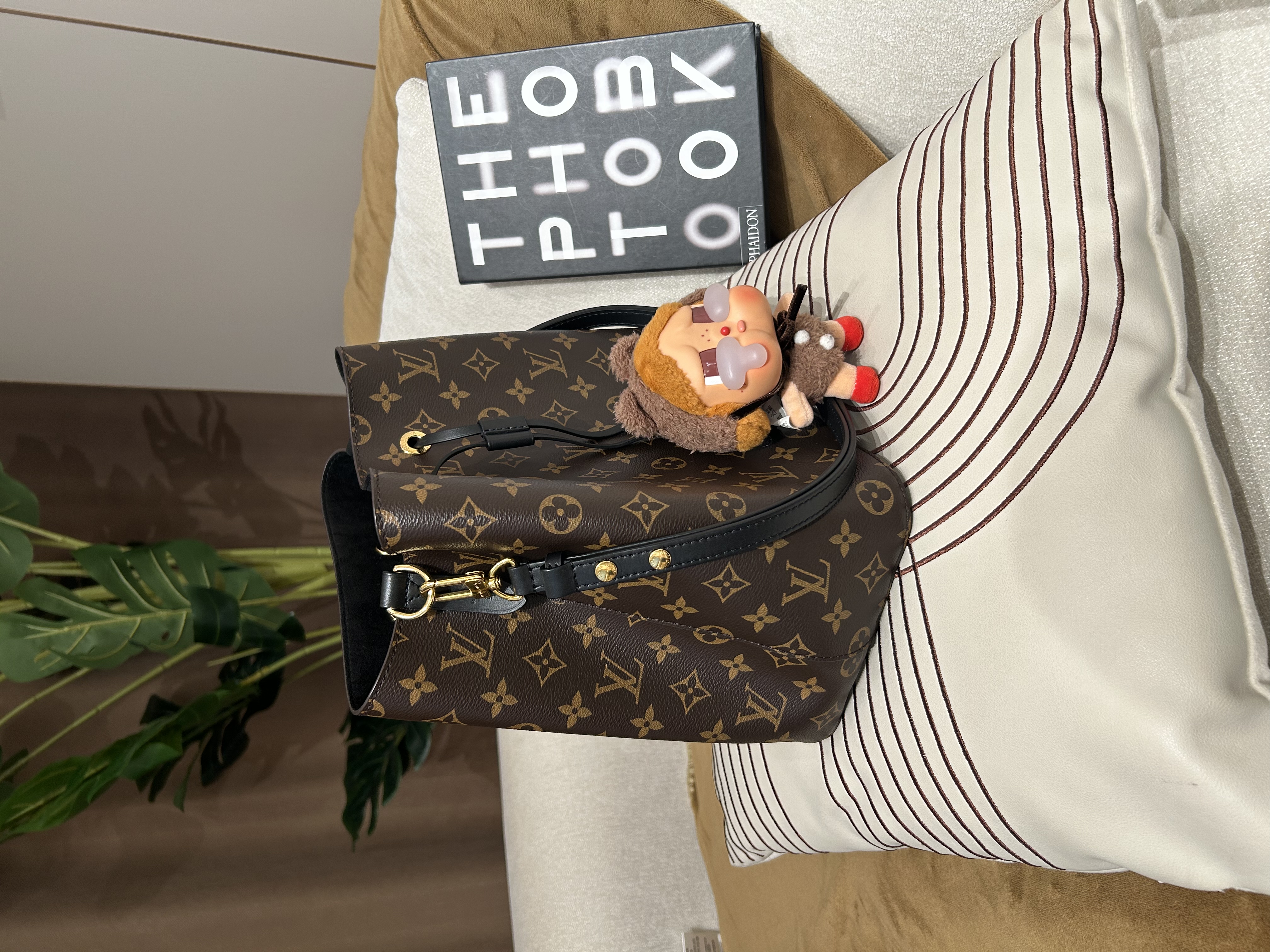 Lv NéoNoé MM Shoulder Bag nepnoe bucket bag M44020,100%Authentic, 95%New ✅Dust bag 