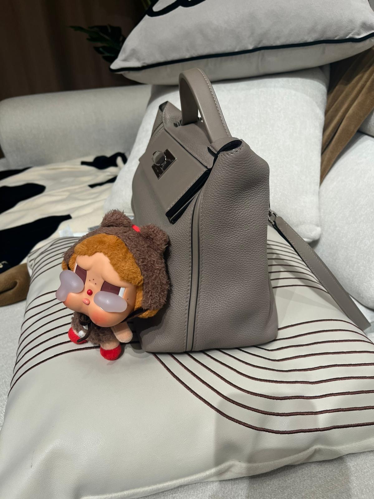 Hermes 2424 29cm Stamp C ASPHALTE/GRIS 100%Authentic, 95%New ✅專門店收據✅Dust bag ✅Box