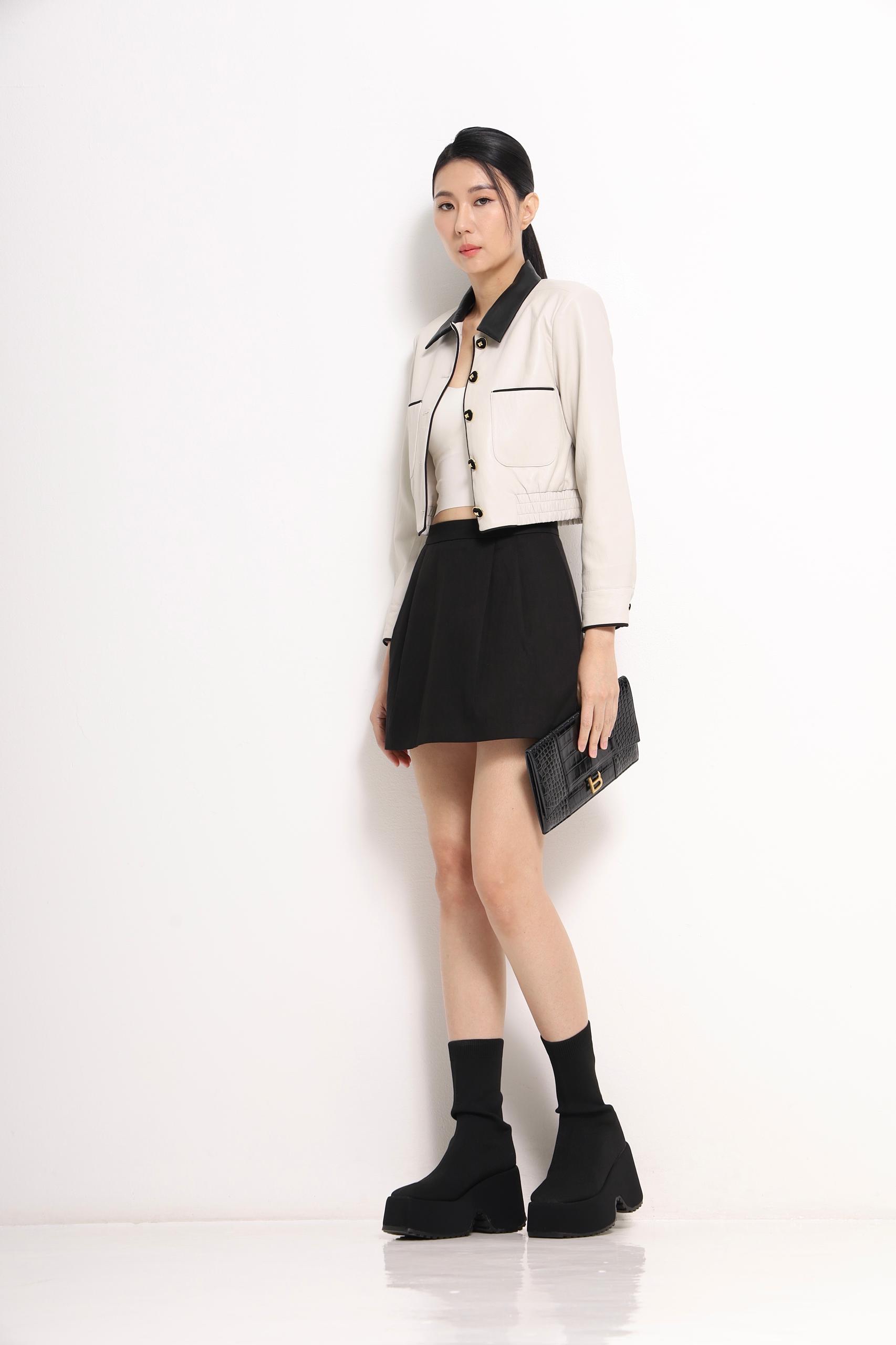 CB2711 Monochrome Contrast Collar Cropped Jacket