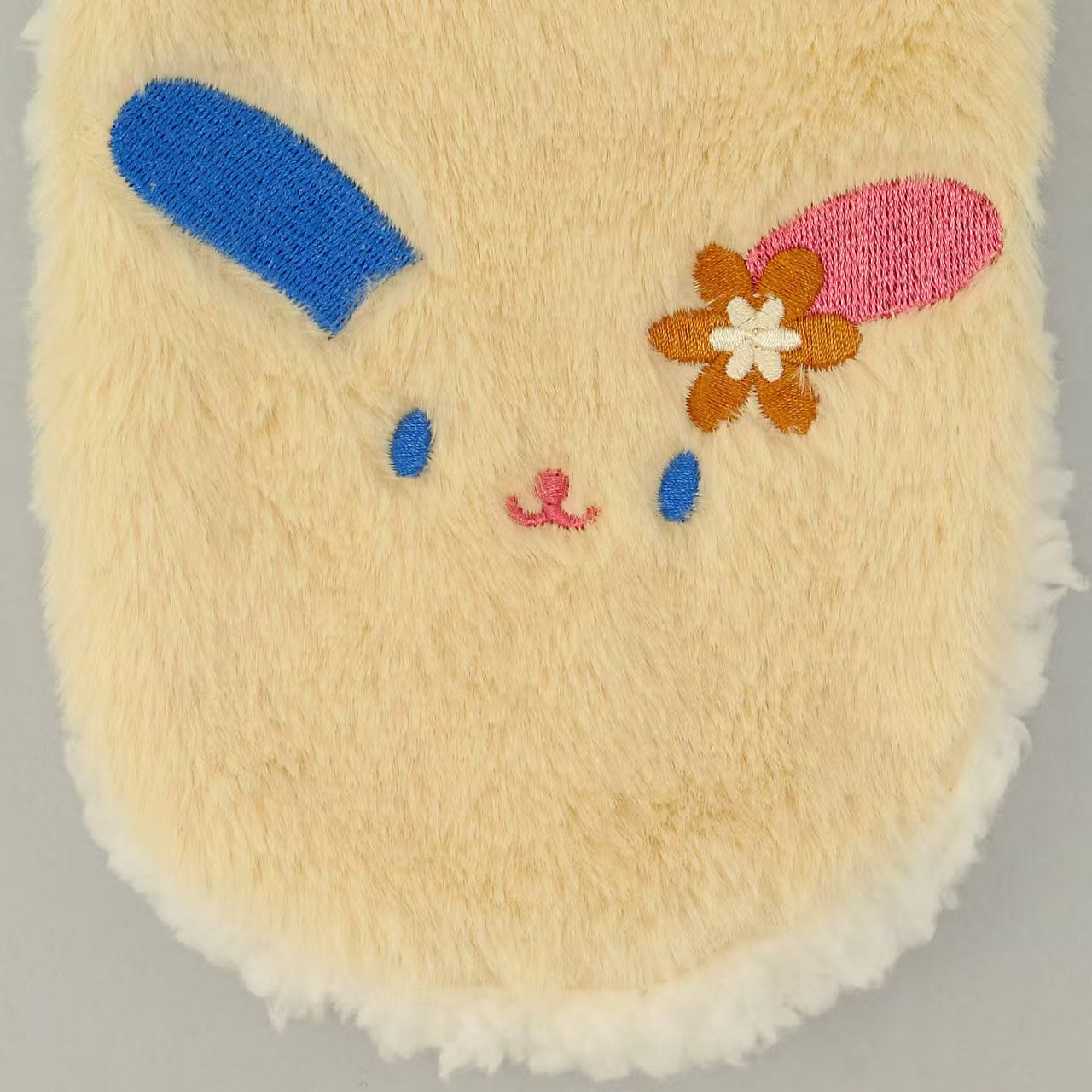 【日本直送】Sanrio 可愛角色毛絨交叉頸巾｜冬日保暖必備