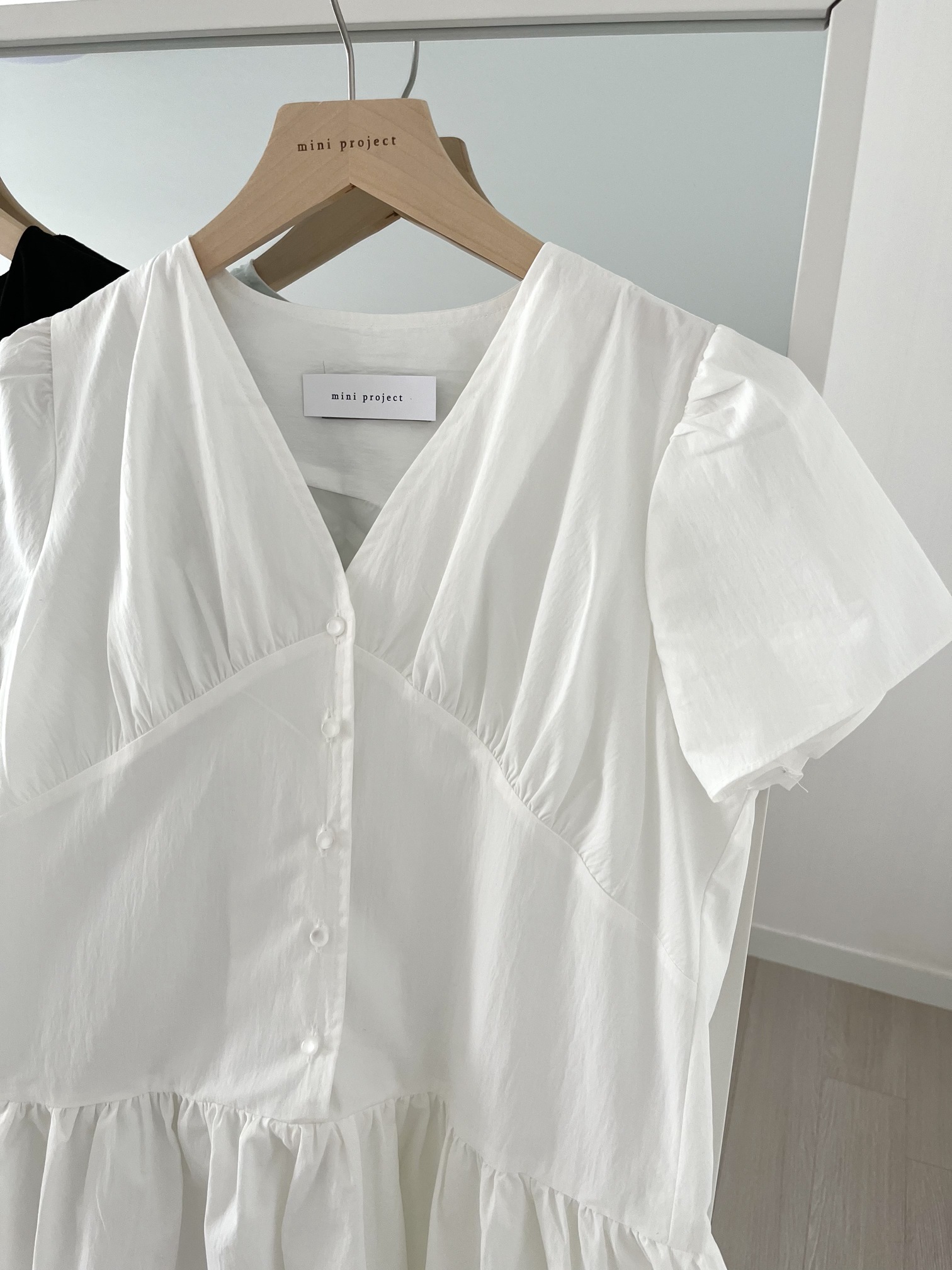 Airy Button Front Long Dress (White)