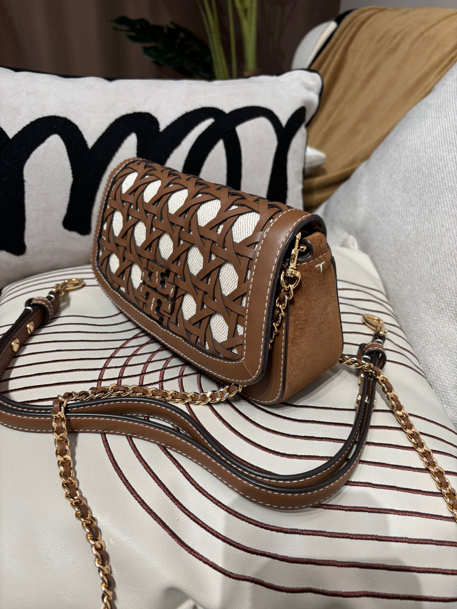 Tan Britten Basket Weave Convertible Crossbody Bag 100%Authentic, 99%New 