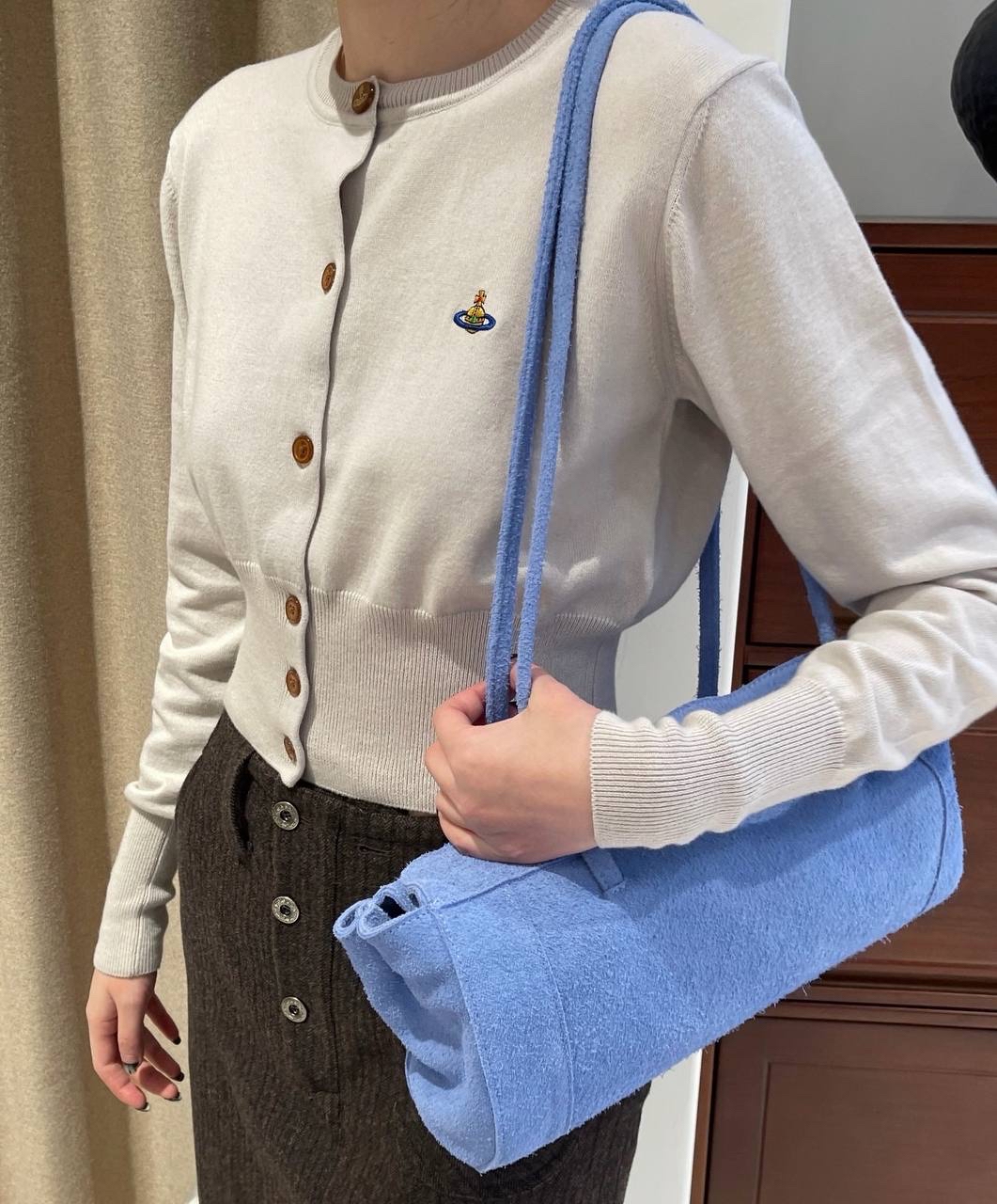 現貨❗️Westwood 淺灰色薄款cardigan (100% Wool ) 