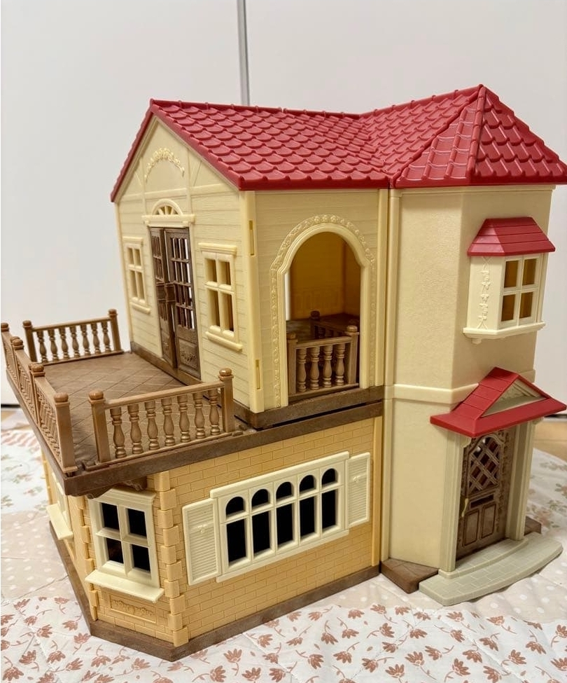 森林家族新版紅屋（香港順豐站包郵）