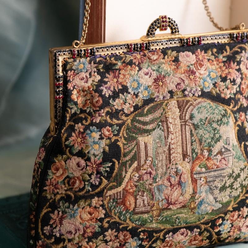 C.a. 1940s Floral & Garden Scenery Tapestry Handbag with Enamel Frame and Champagne Lining (MT2029)