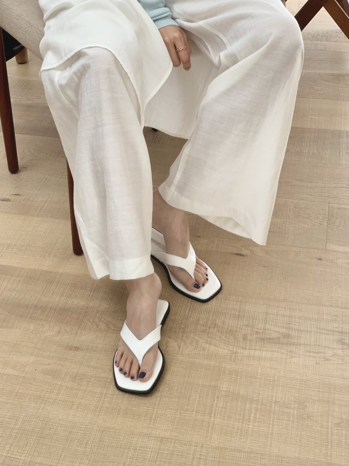 The Essential Sandals (3 colors)