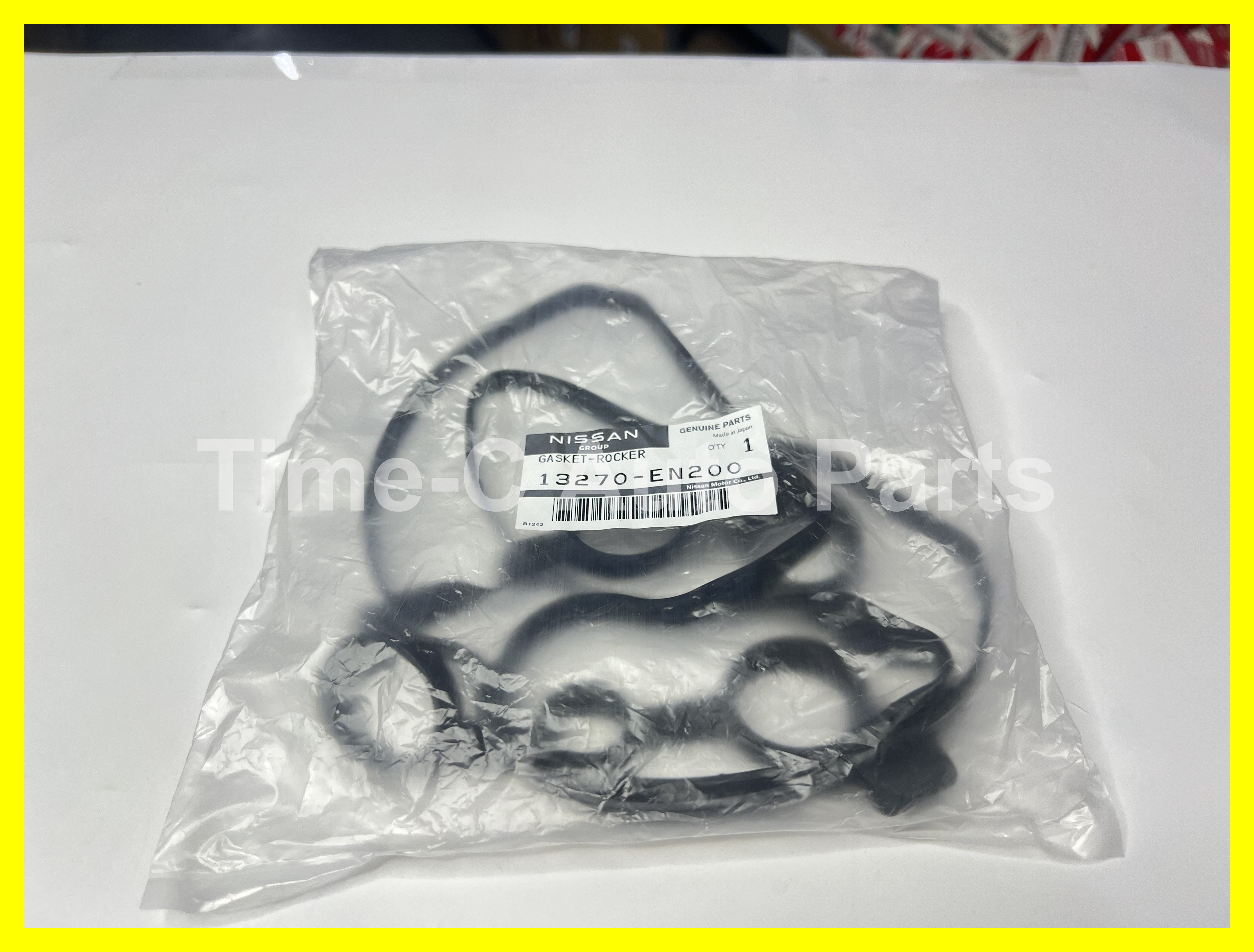 哇奴蓋膠邊 13270-EN200 - Nissan Serena