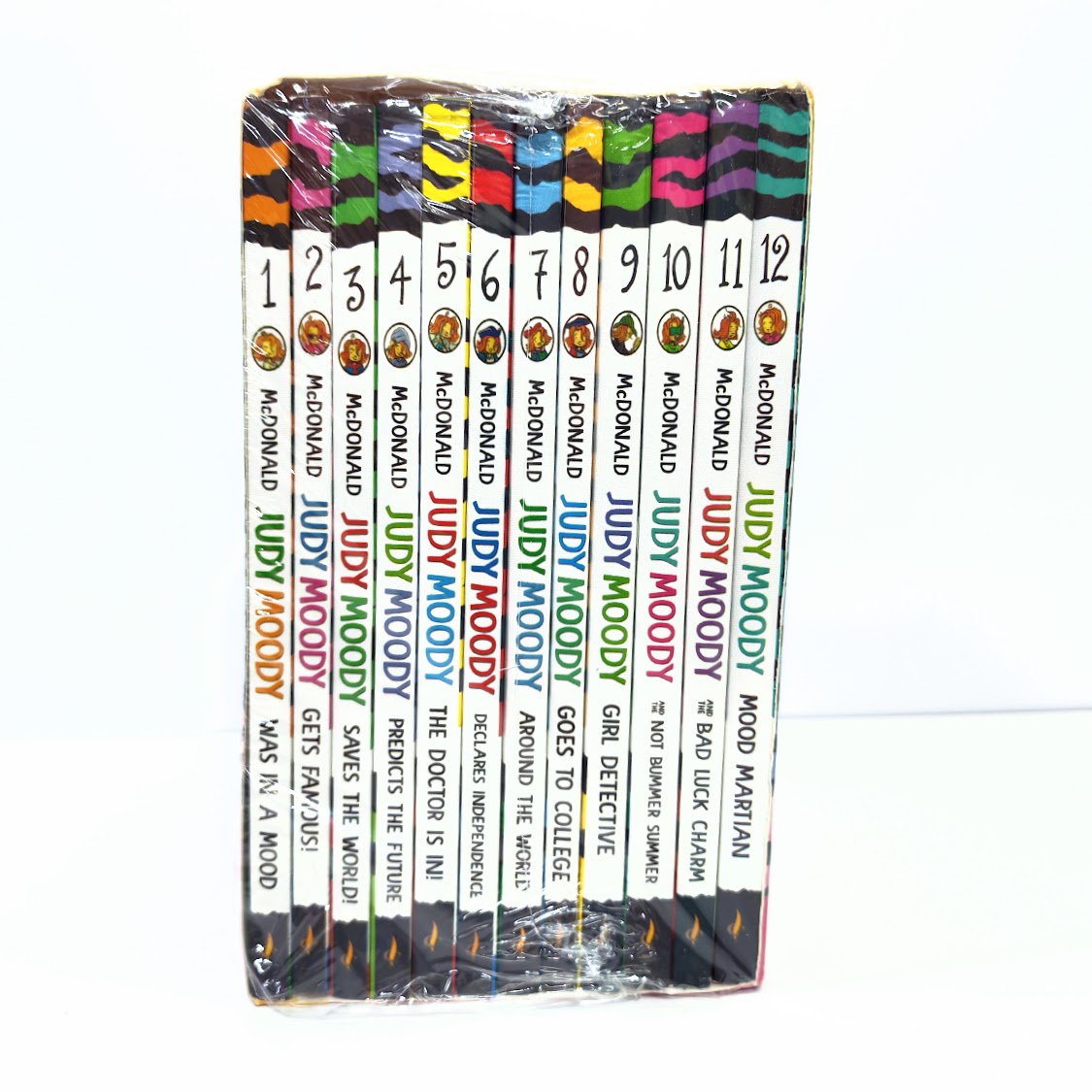 The Judy Moody Most Mood-tastic Collection Ever 12 books  朱迪摩迪12冊 B384B