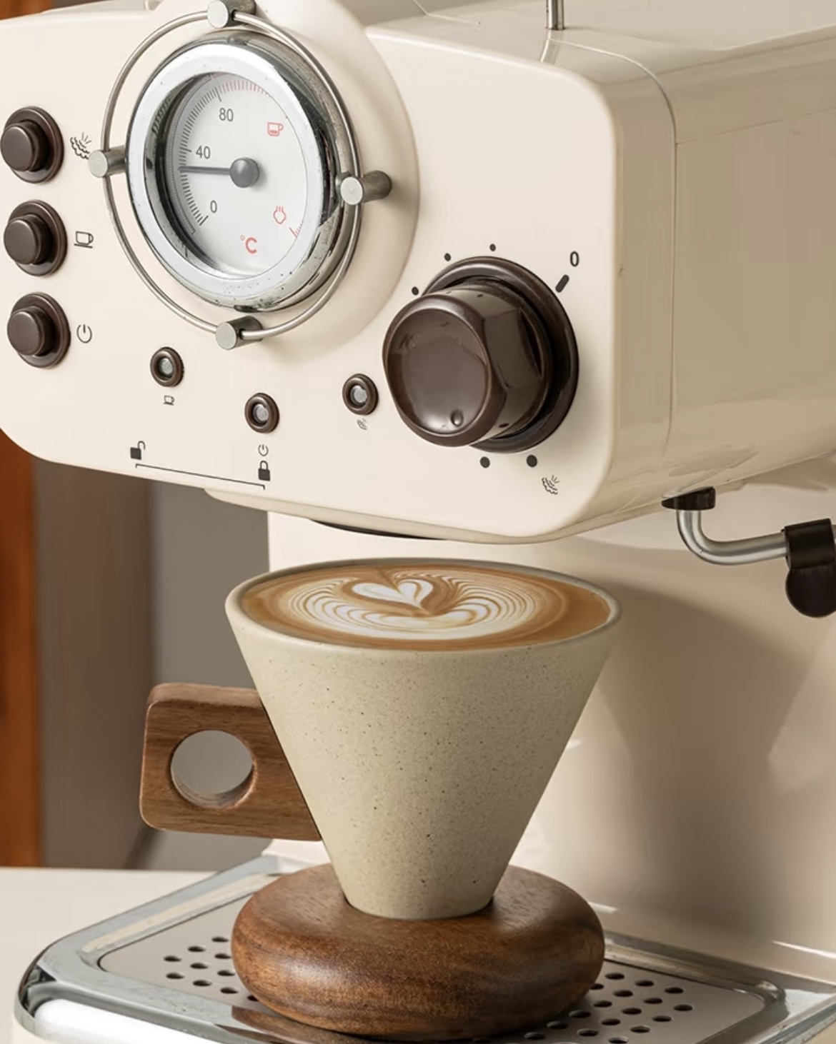 復古芝麻釉・甜筒實木咖啡杯碟組