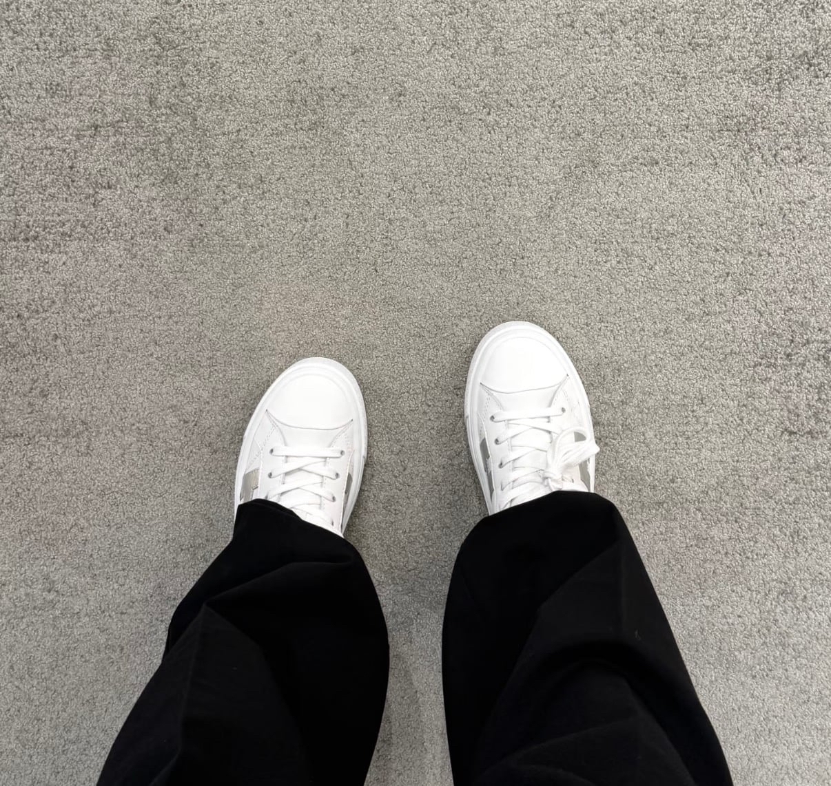限時優惠✨新色🆕訂貨📮Hogan Crosswind sneaker   Size 36-40/41