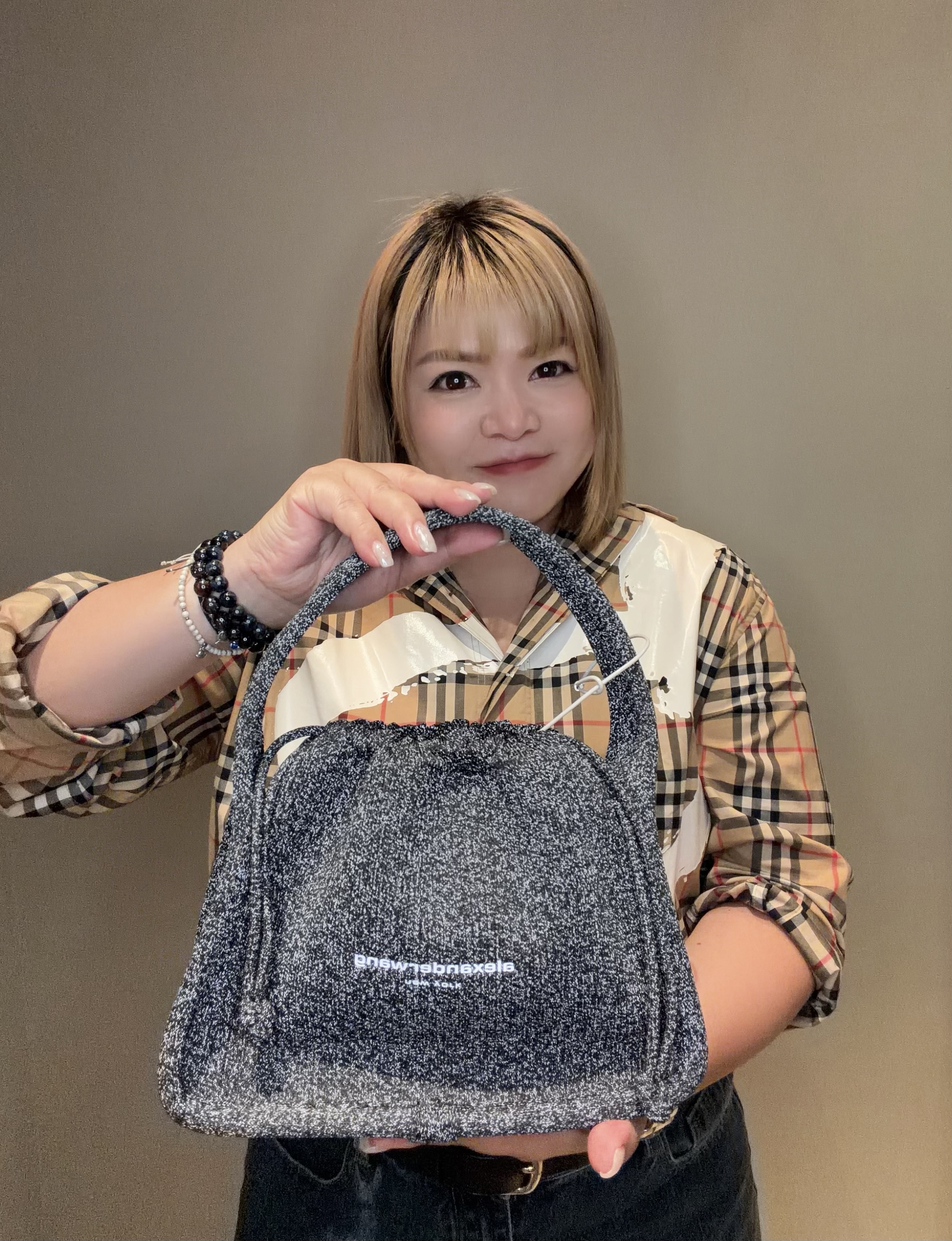 Alexander Wang Ryan 黑灰混紗鹽系炭黑色針織手袋