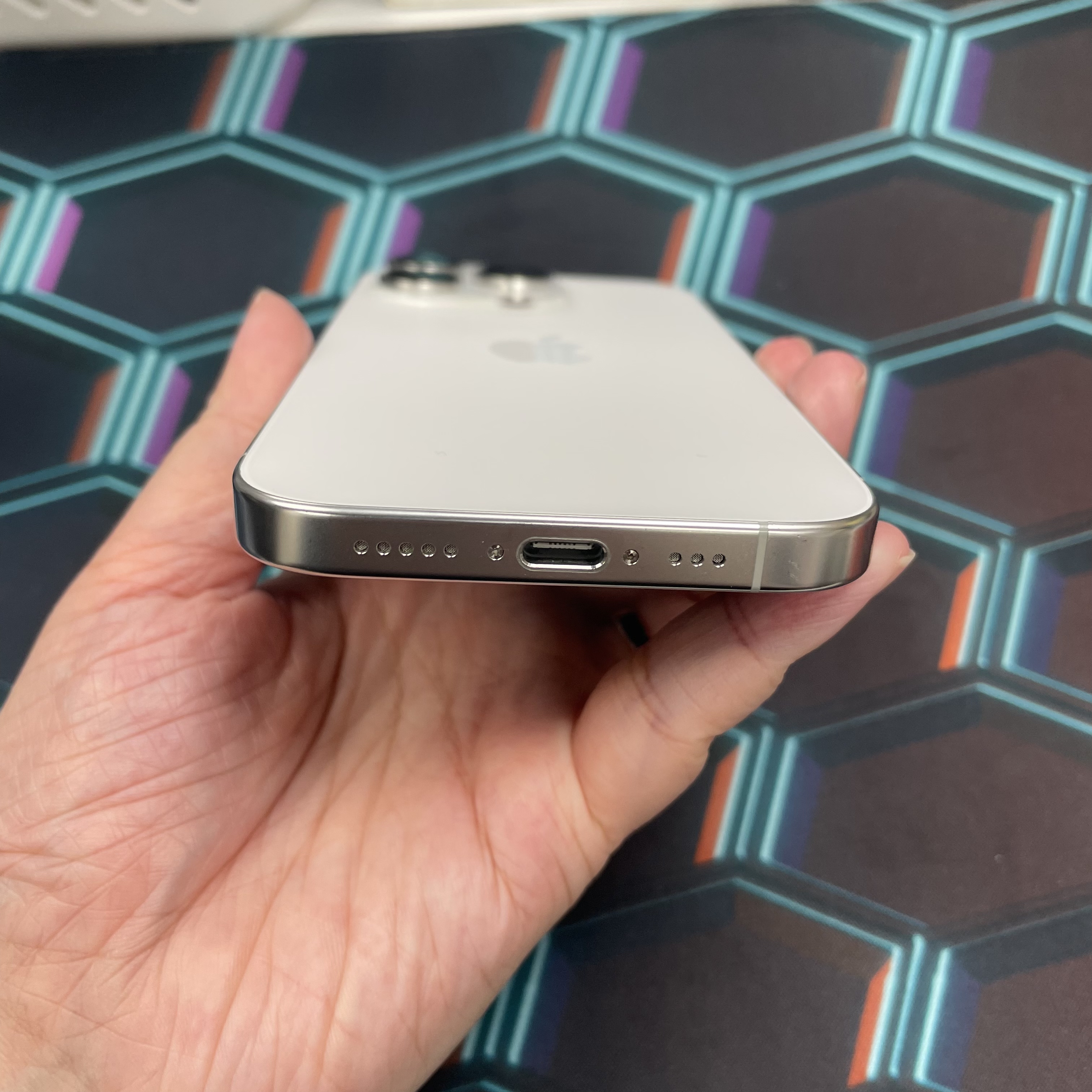 *6327 16 pro 勁靚機 256GB 電96 白色 white