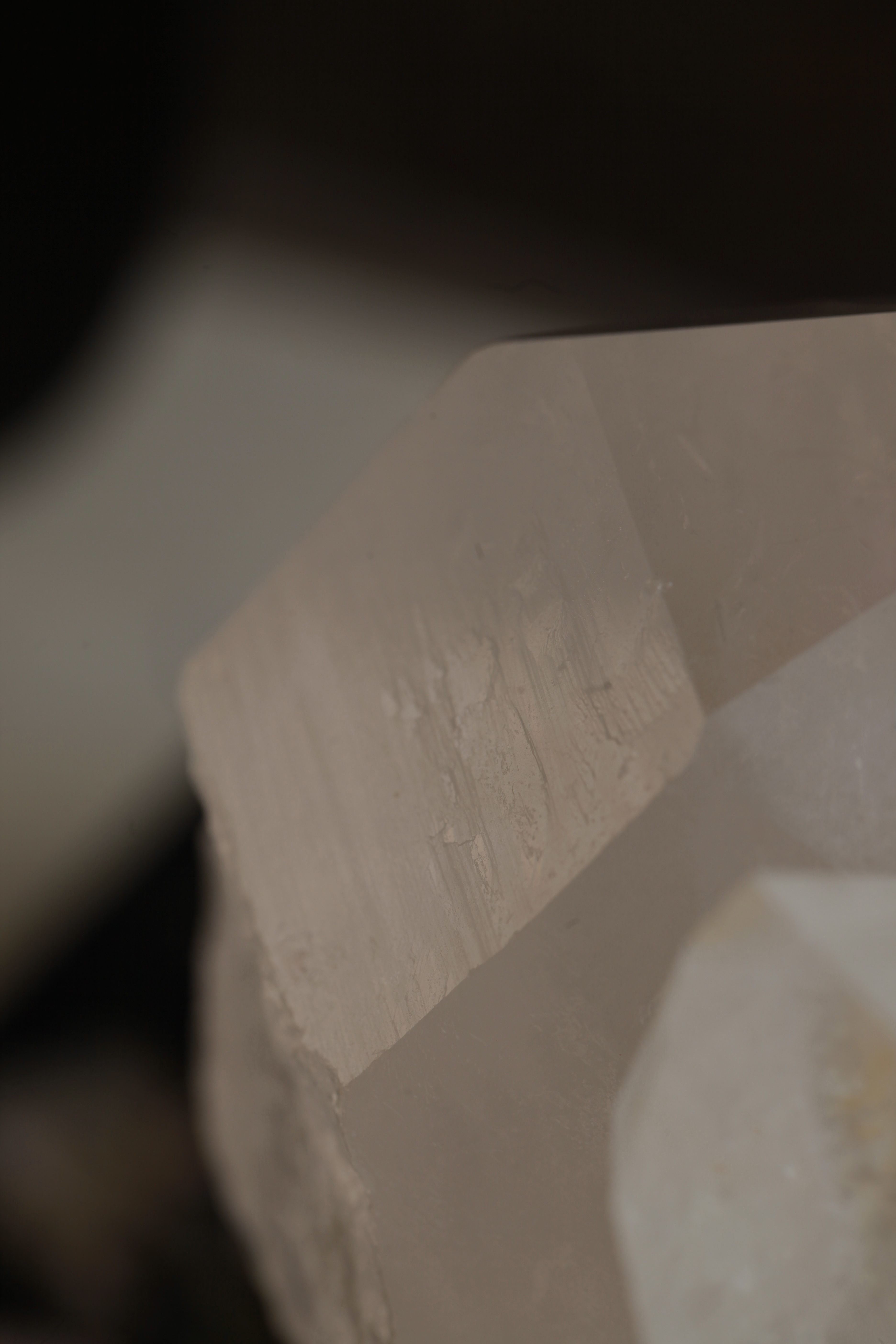 ꧁12.8cm 2.1kg白水晶簇連托架擺件꧂CL.707AC7FG2JT5-RB19*16FF