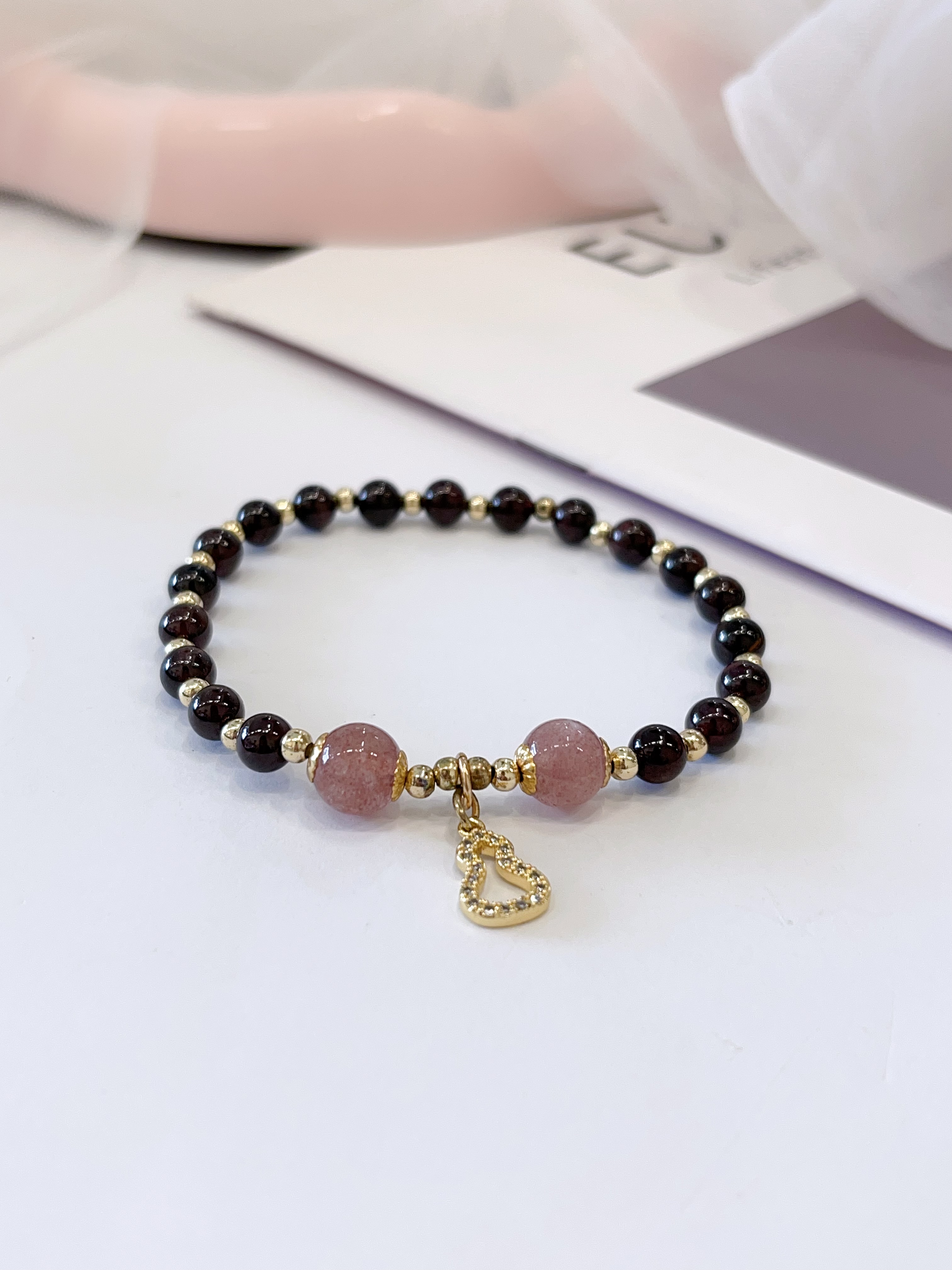 🍓🖤 草莓晶 × 黑曜石 × 葫芦吊坠手串 Strawberry Quartz, Obsidian & Gourd Charm