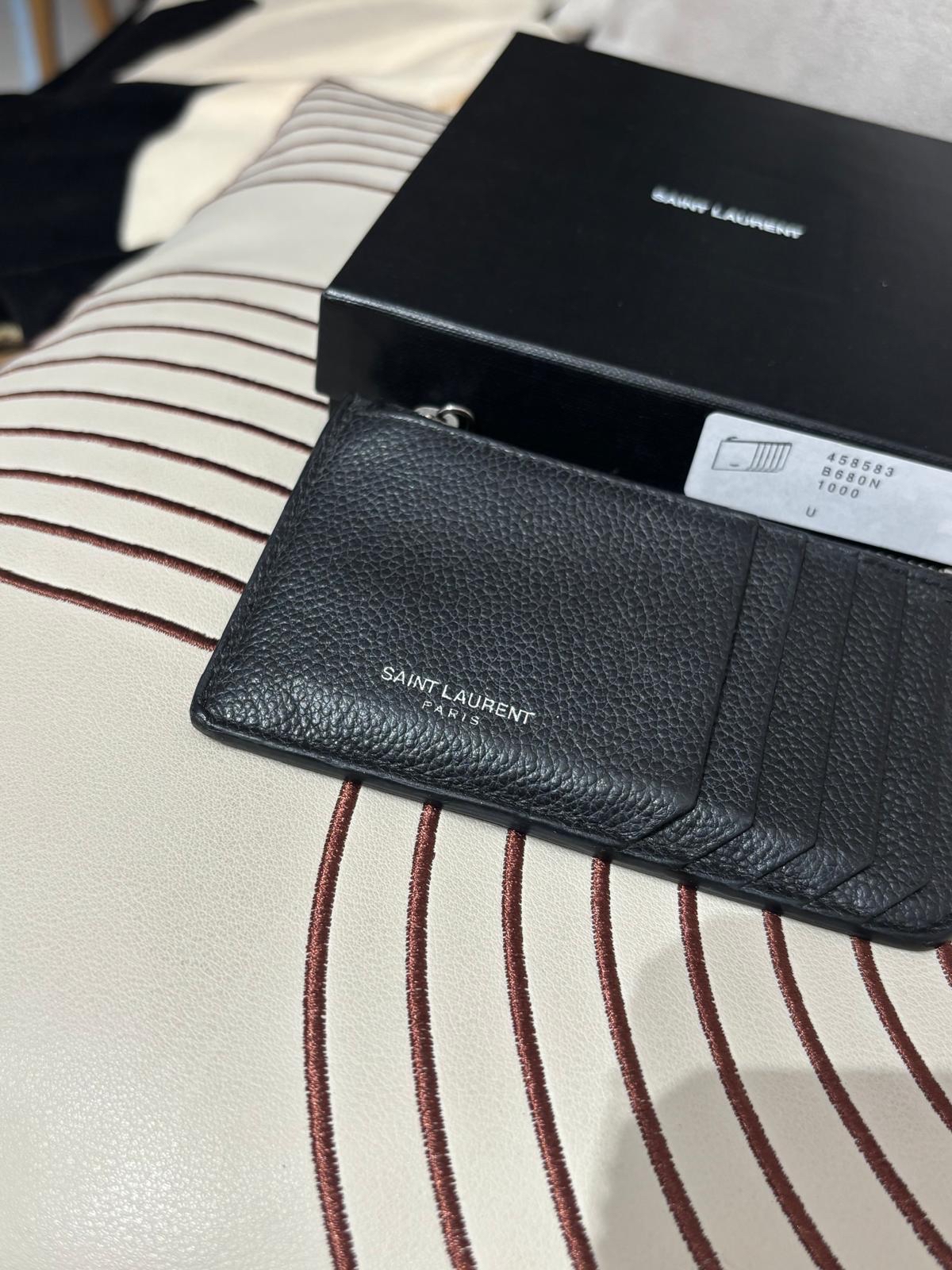 YSL Zip Card Holder 100%Authentic, 88%New ✅Box