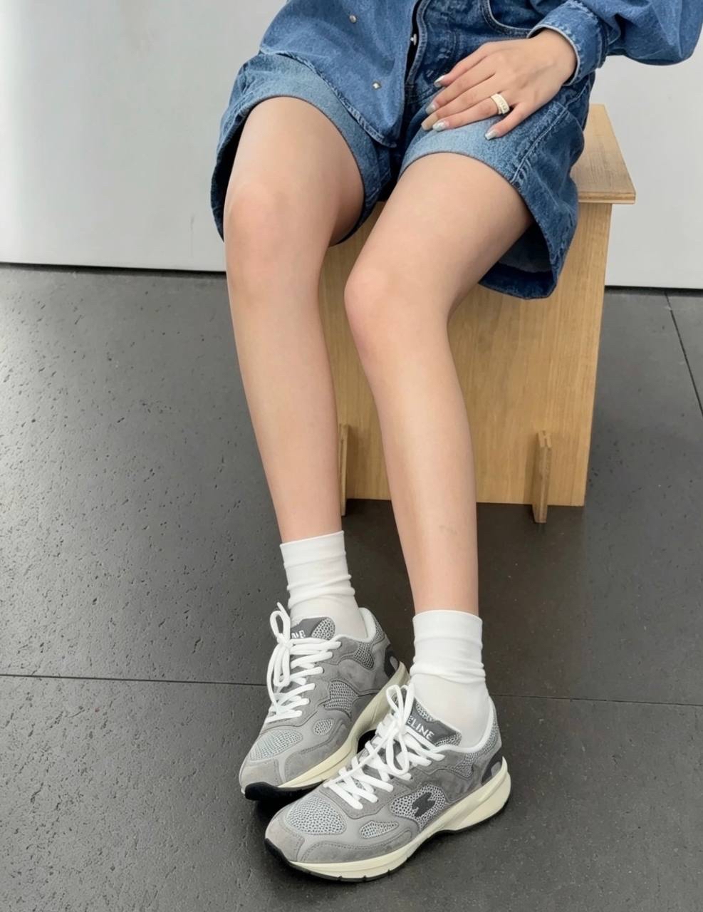 限時精選折扣✨新款🆕訂貨🍒Celine sneaker  WhatsApp check size 