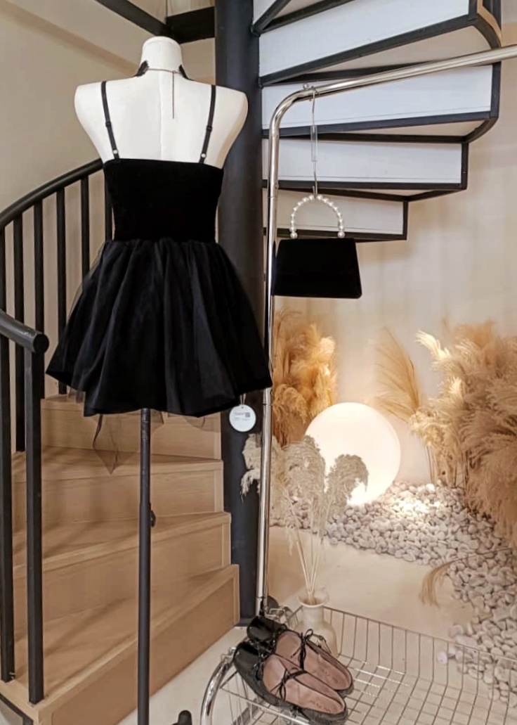 6806洛丽塔连身裙+吊坠蕾丝挂脖