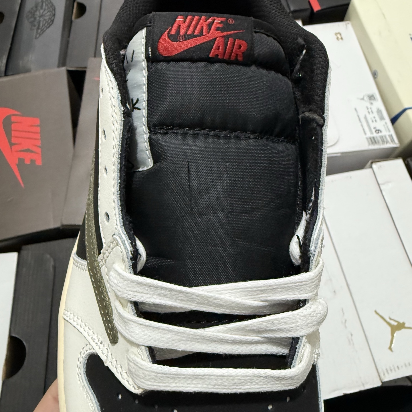 Travis Scott x Air Jordan 1 Low OG "Olive" DZ4137-106