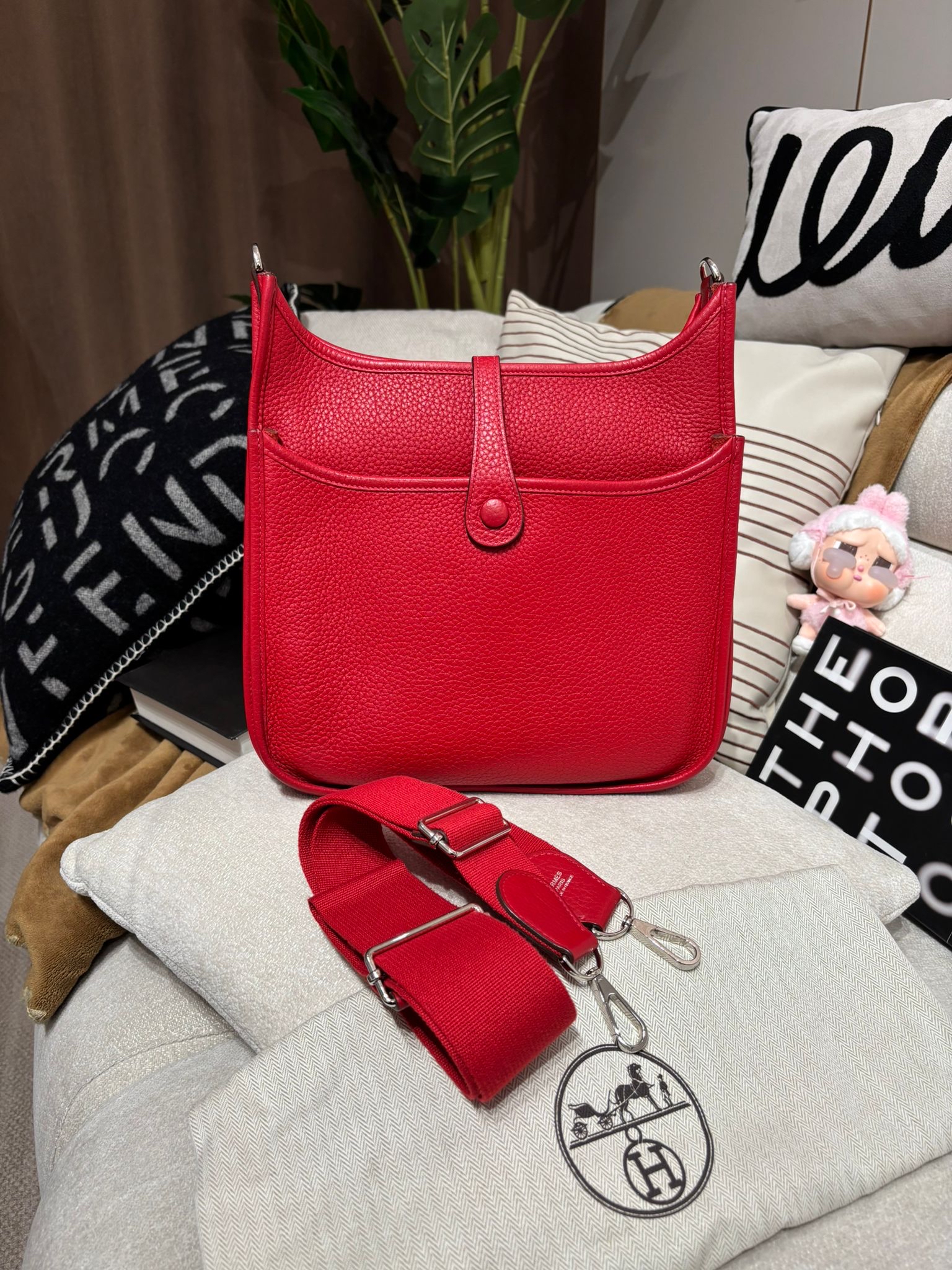 Hermes Evelyne 29 Stamp T 100%Authentic, 95%New ✅Dust bag