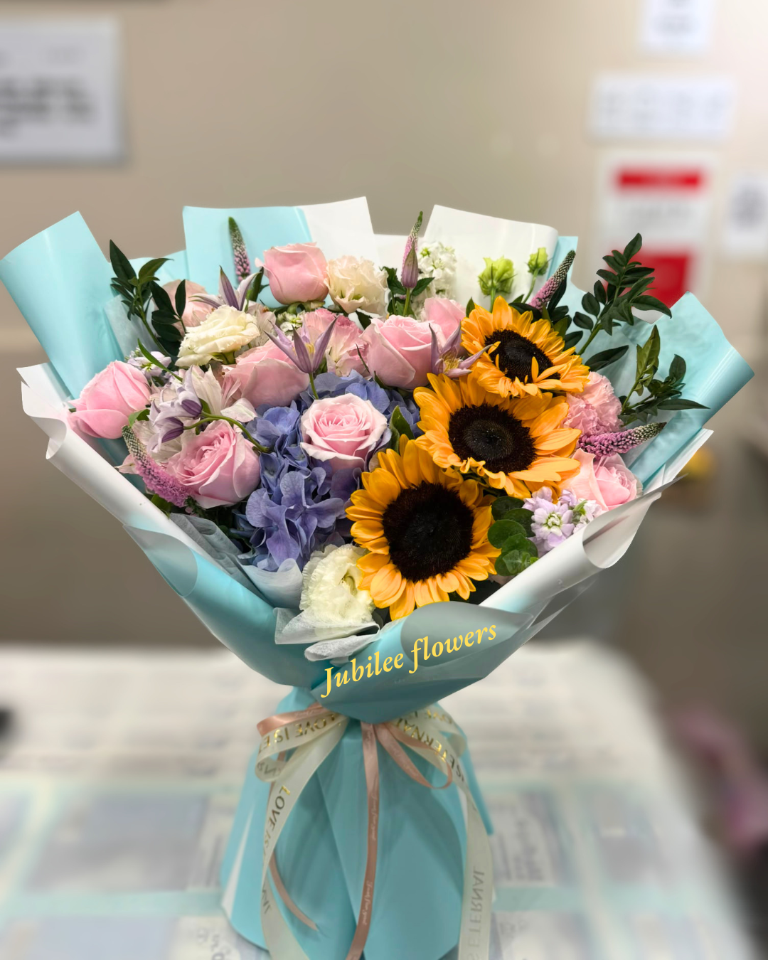 🌻向日葵 · 繡球 · 玫瑰混搭花束