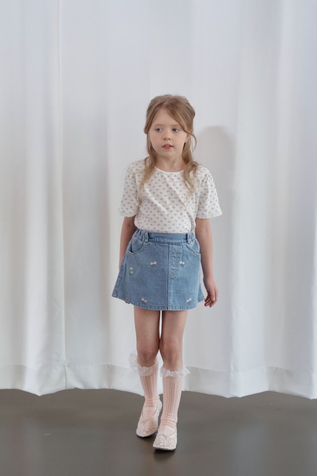 Momoann | Flower denim shorts(size 7(100-105)