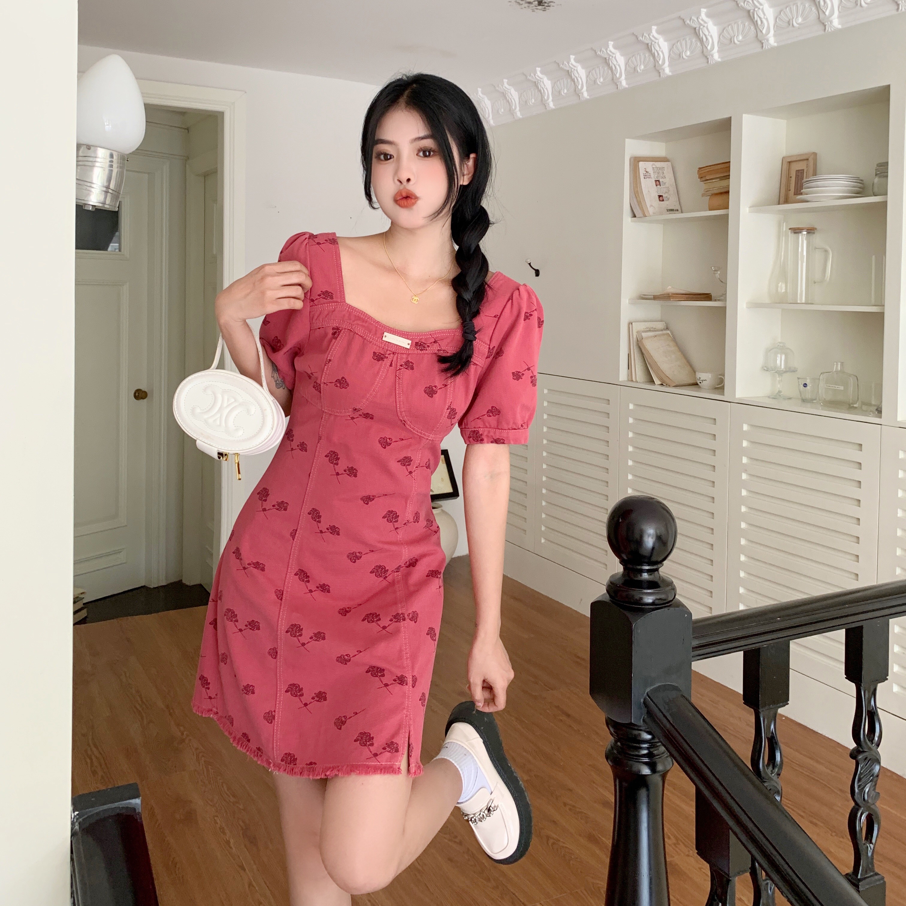 B400(9029短) 短款韩版JEANS温柔风碎花方领粉连身裙