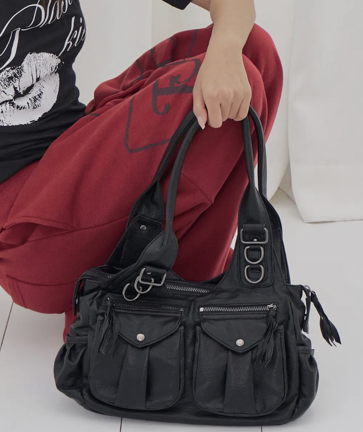 Fancyclub RANMA HOBO BAG (BLACK) F26QE983