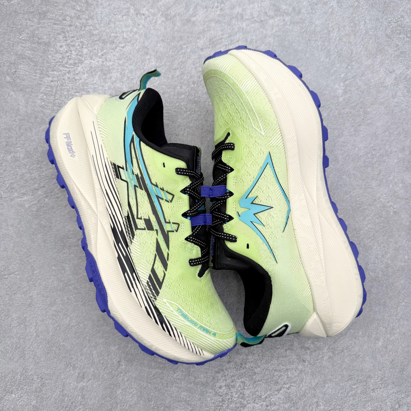 Asics Trabuco Max 4