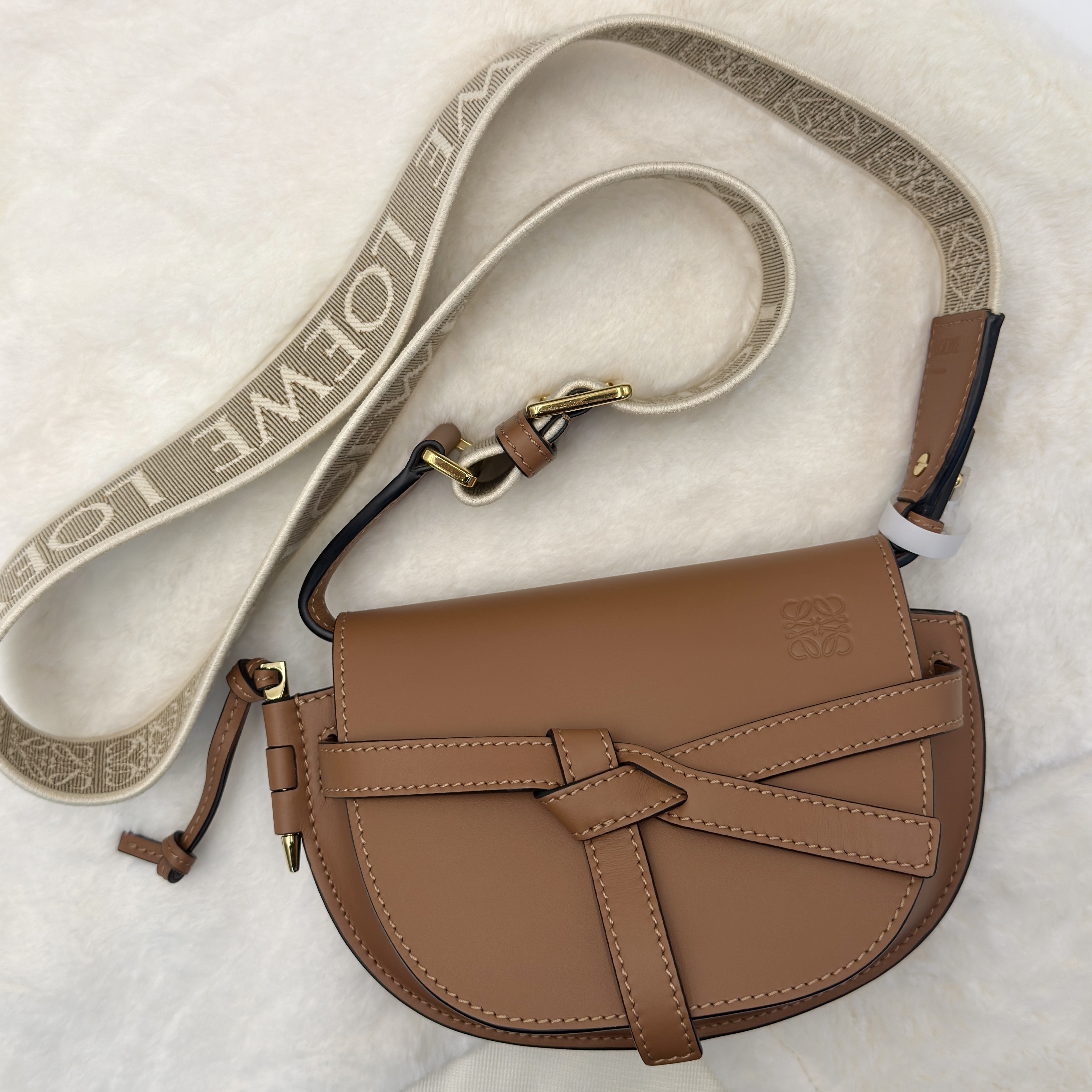 🤎Loewe光面牛皮啡色Mini Gate