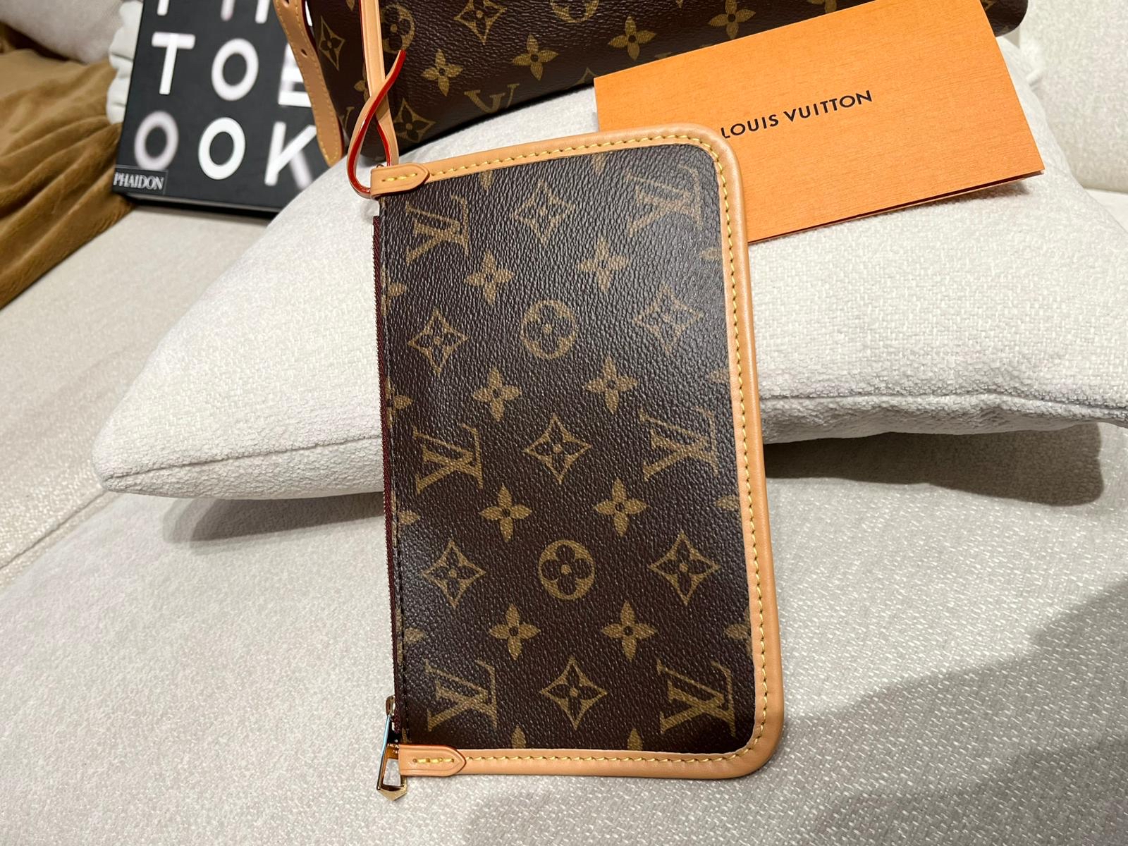 LV Carryall PM 100%Authentic, 98%New ✅收據✅塵袋✅盒