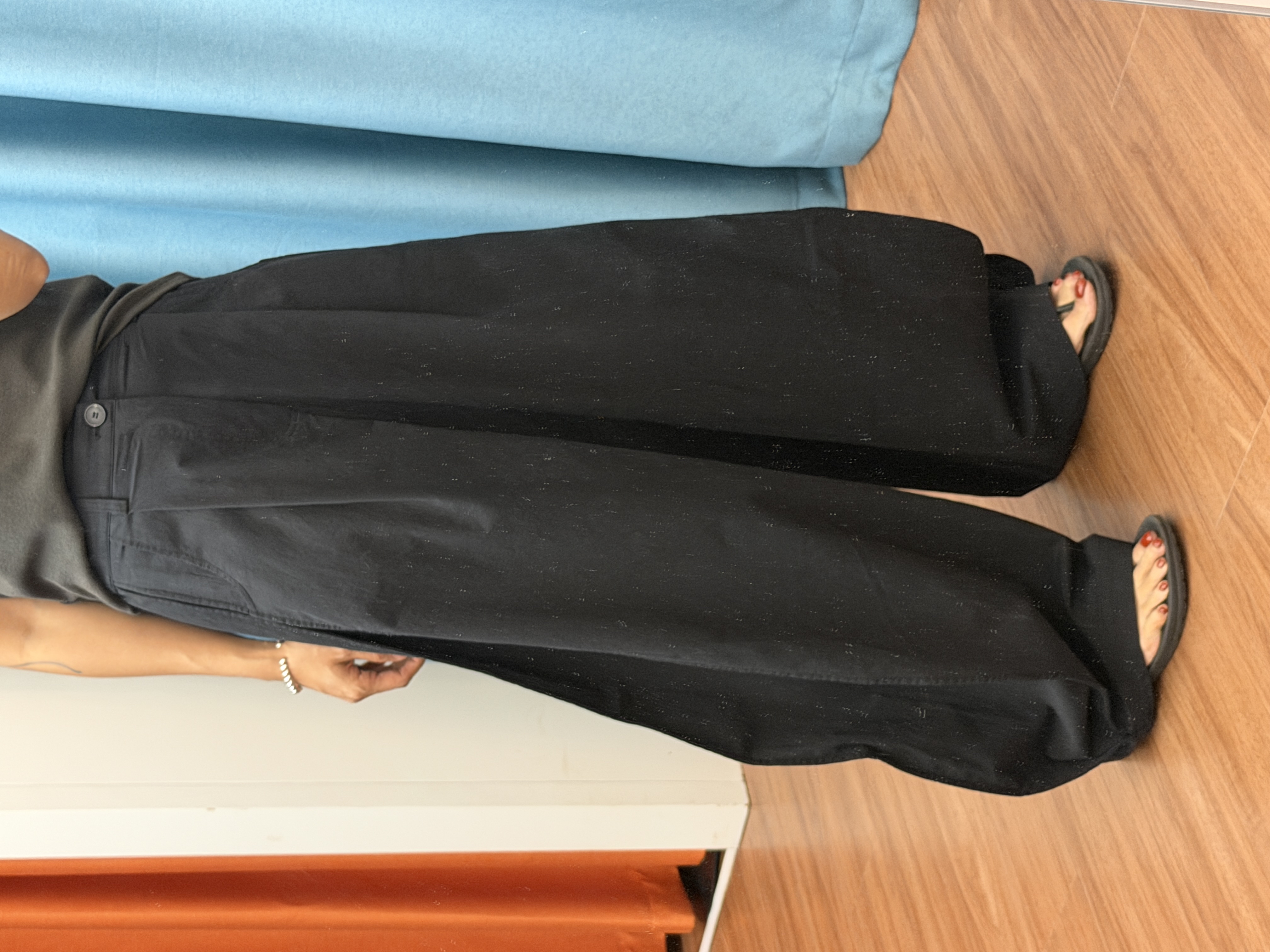 休閒顯瘦彎刀型長褲