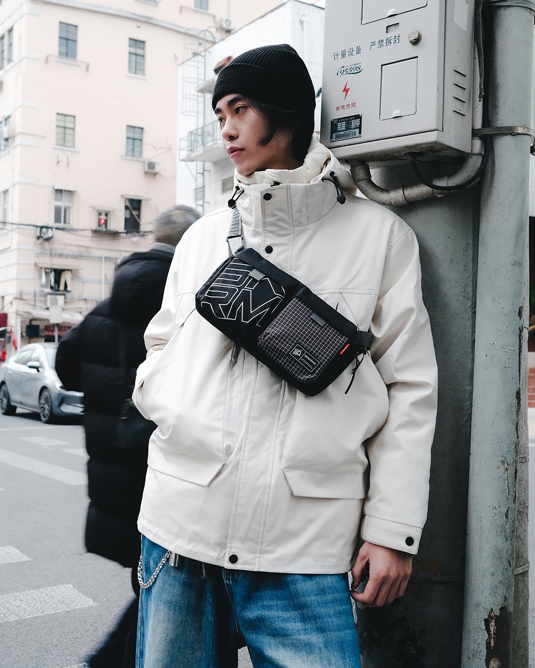 SKINARMA Crossbody Jager 防水防撕裂尼龍斜背包