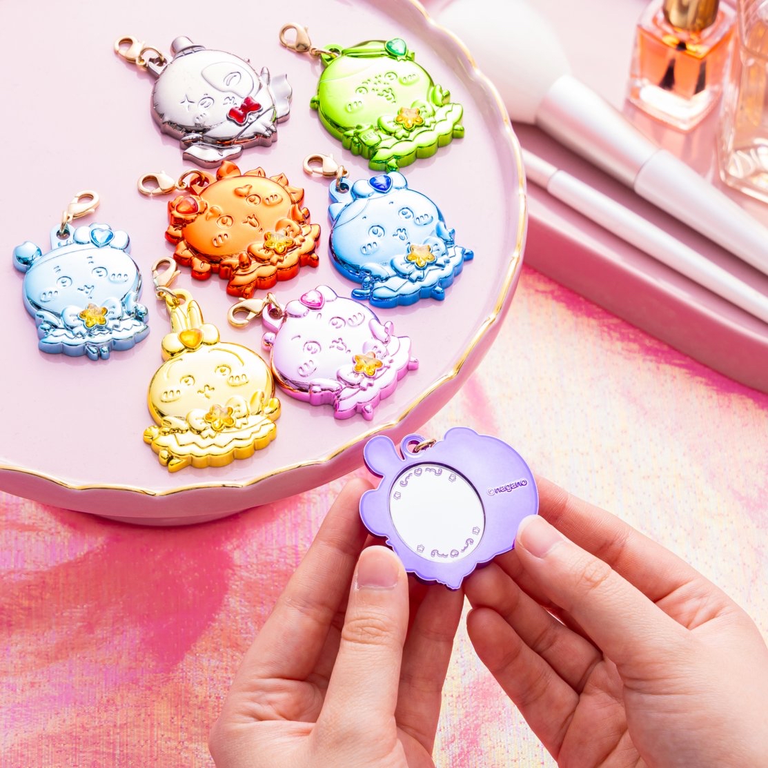 （1/5新品） 日本Chiikawa （抽）閃閃魔法鏡子吊飾