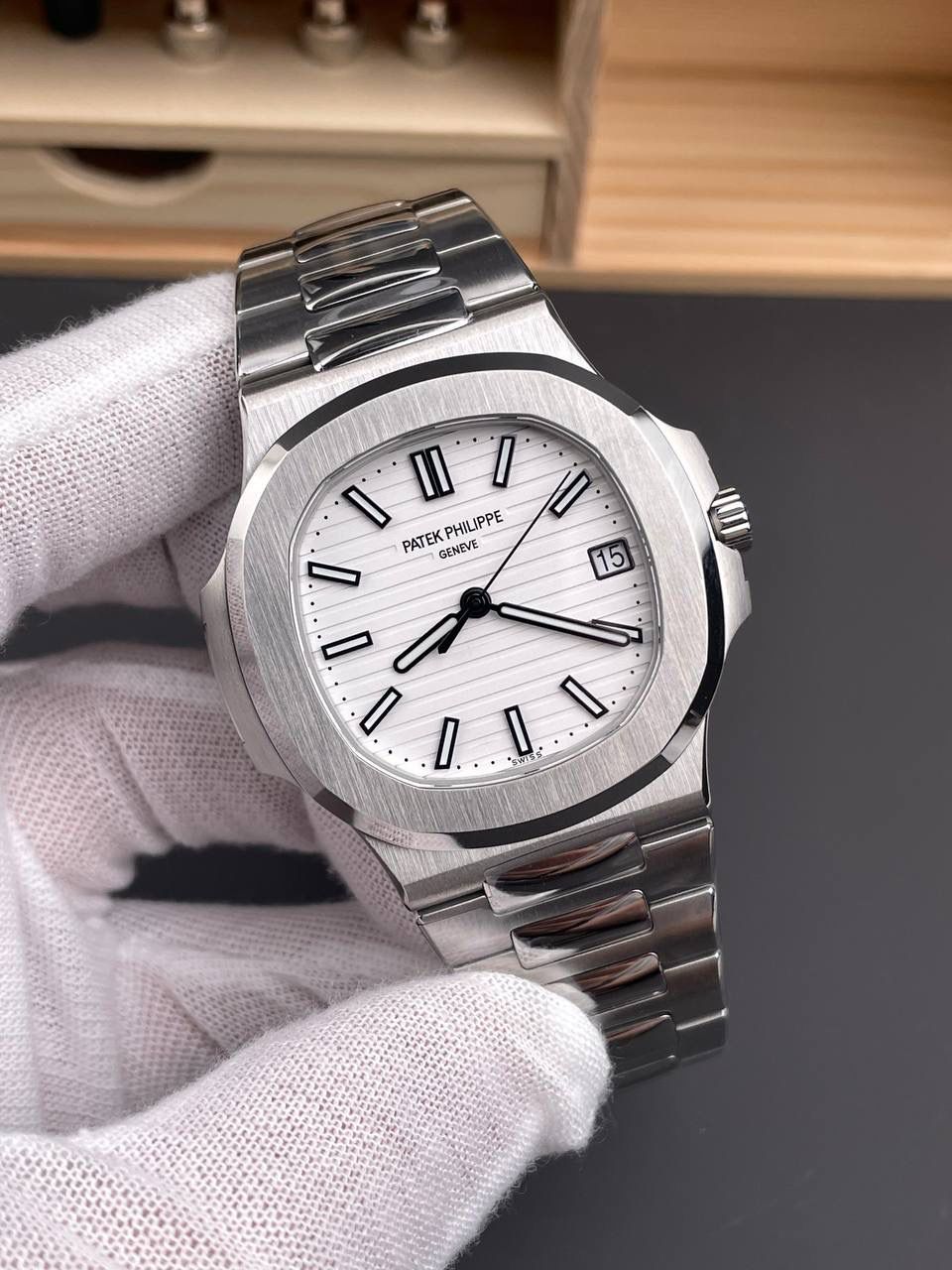 鹦鹉螺5711 雪山白/40mm/324机😍💯🤍