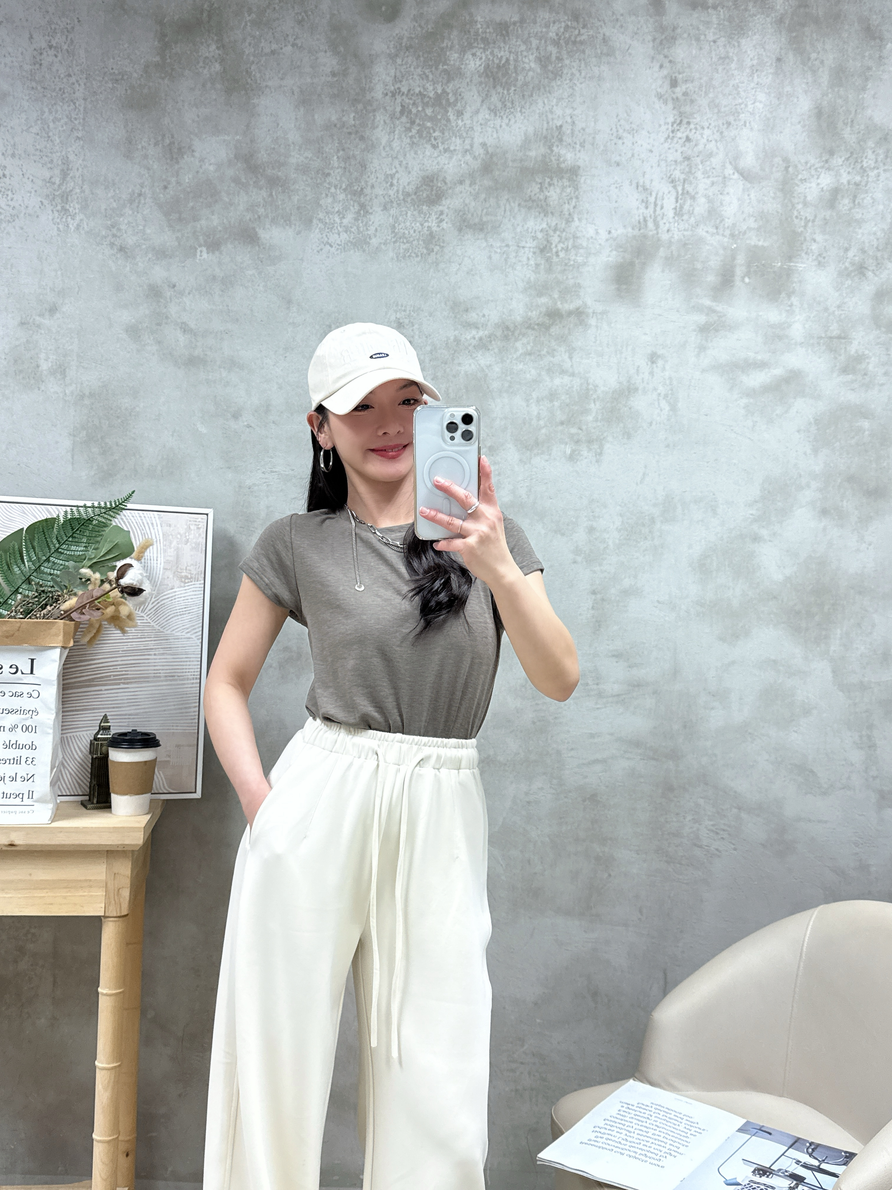 後骨凈色Tee（新版）