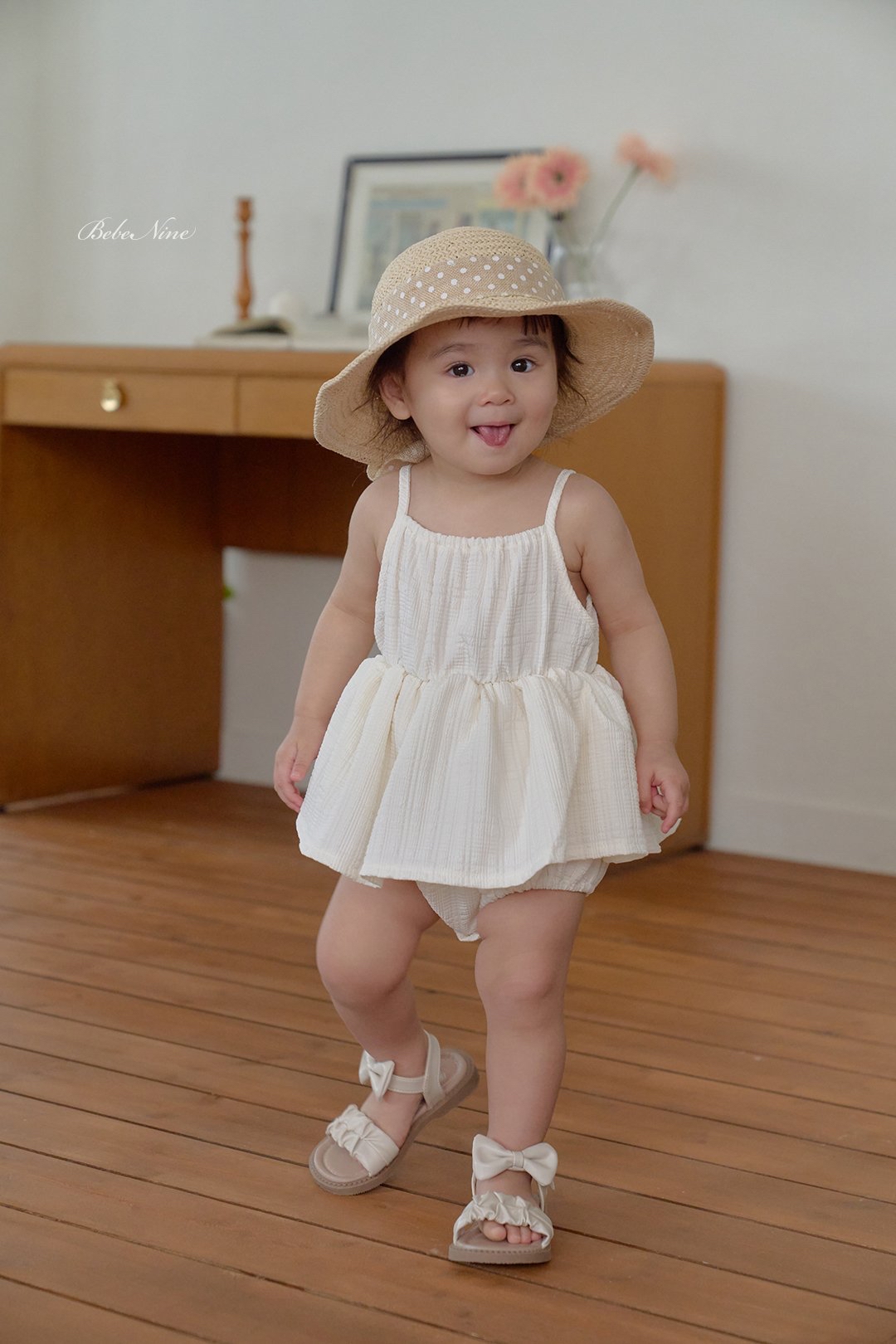 ☀️預訂 韓國直送☀️🇰🇷Bebenine三色格紋提花吊帶包屁裙