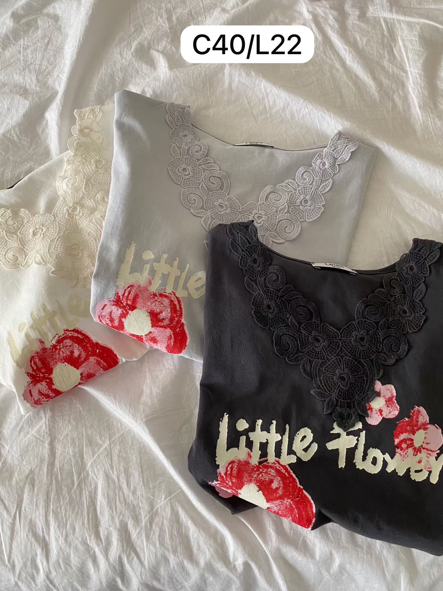 Lace V 領花花Print Top