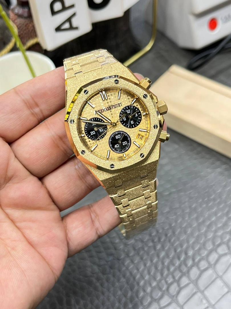 🚀爱彼皇家家橡树26240飞返计时全功能系列/41mm霜金熊猫眼/ 搭载原装开模定制Cal.4401全自动一体机械💯