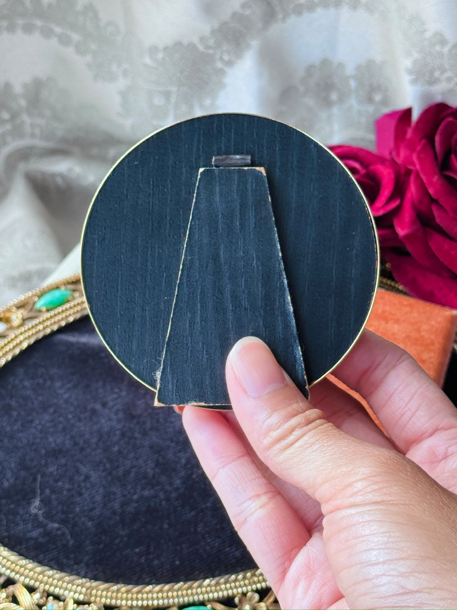Vintage Pre-1980s Damascene Style Glass Round Photo Frame(MT2618)