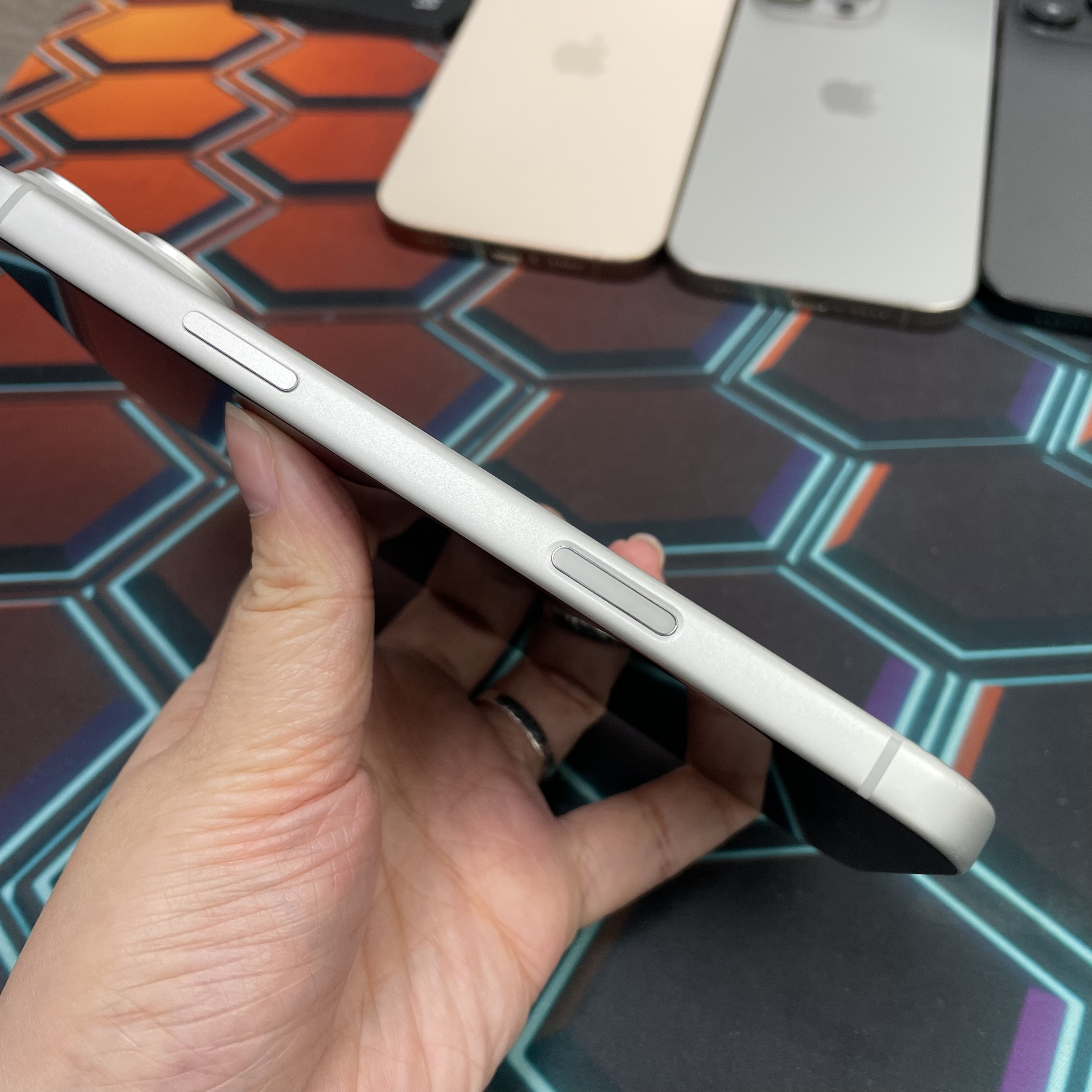 *8414 17 Pro max 勁靚機 512GB 電97 銀色 sliver