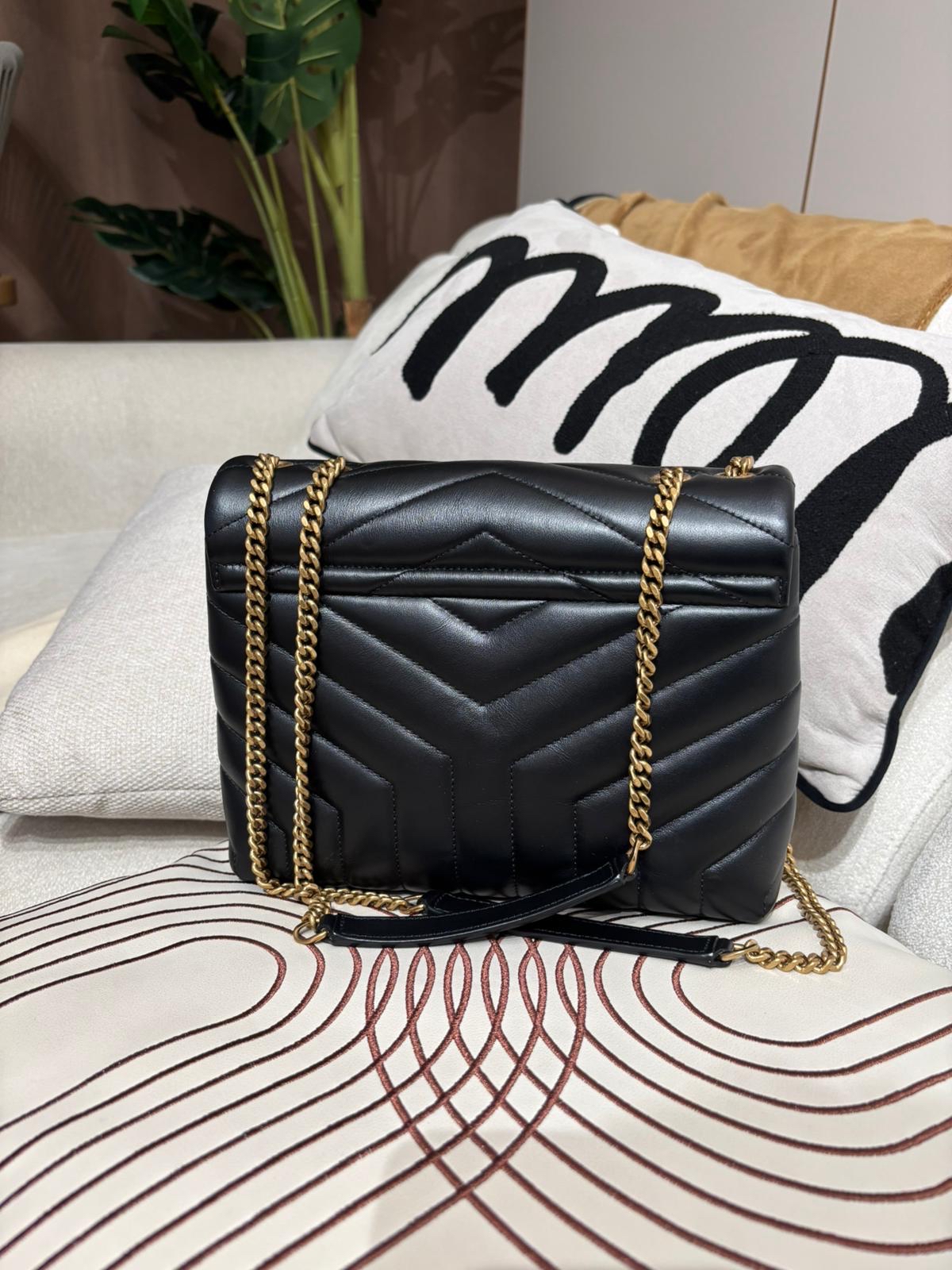 Ysl Loulou small flap bag 黑色牛皮 100%Authentic,98%new ✅card booklet✅dust bag
