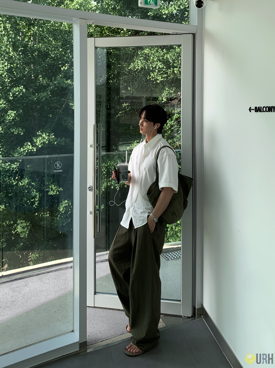 【100%保證韓國直送】Billy Stripe Seersucker 細條紋泡泡紗寬鬆短袖襯衫 👕 [2 color] RL115160